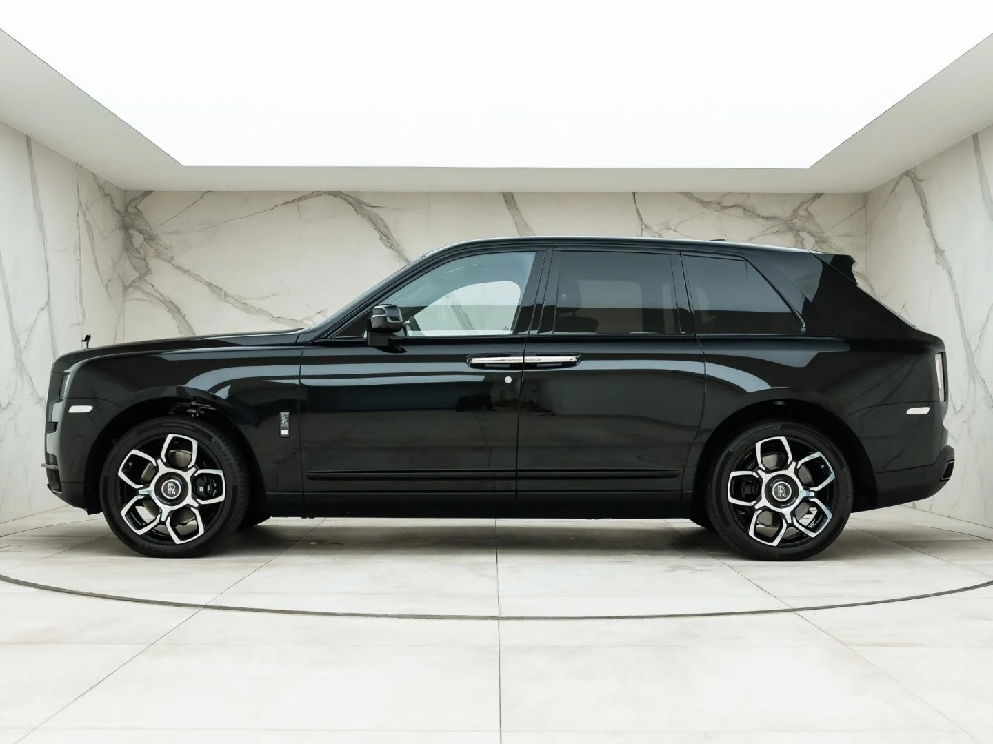 2023 Rolls-Royce Cullinan Black Badge, 3/20