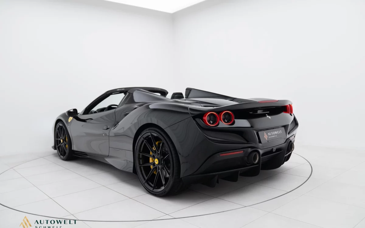 2023 Ferrari F8 Spider by Novitec, 4/8