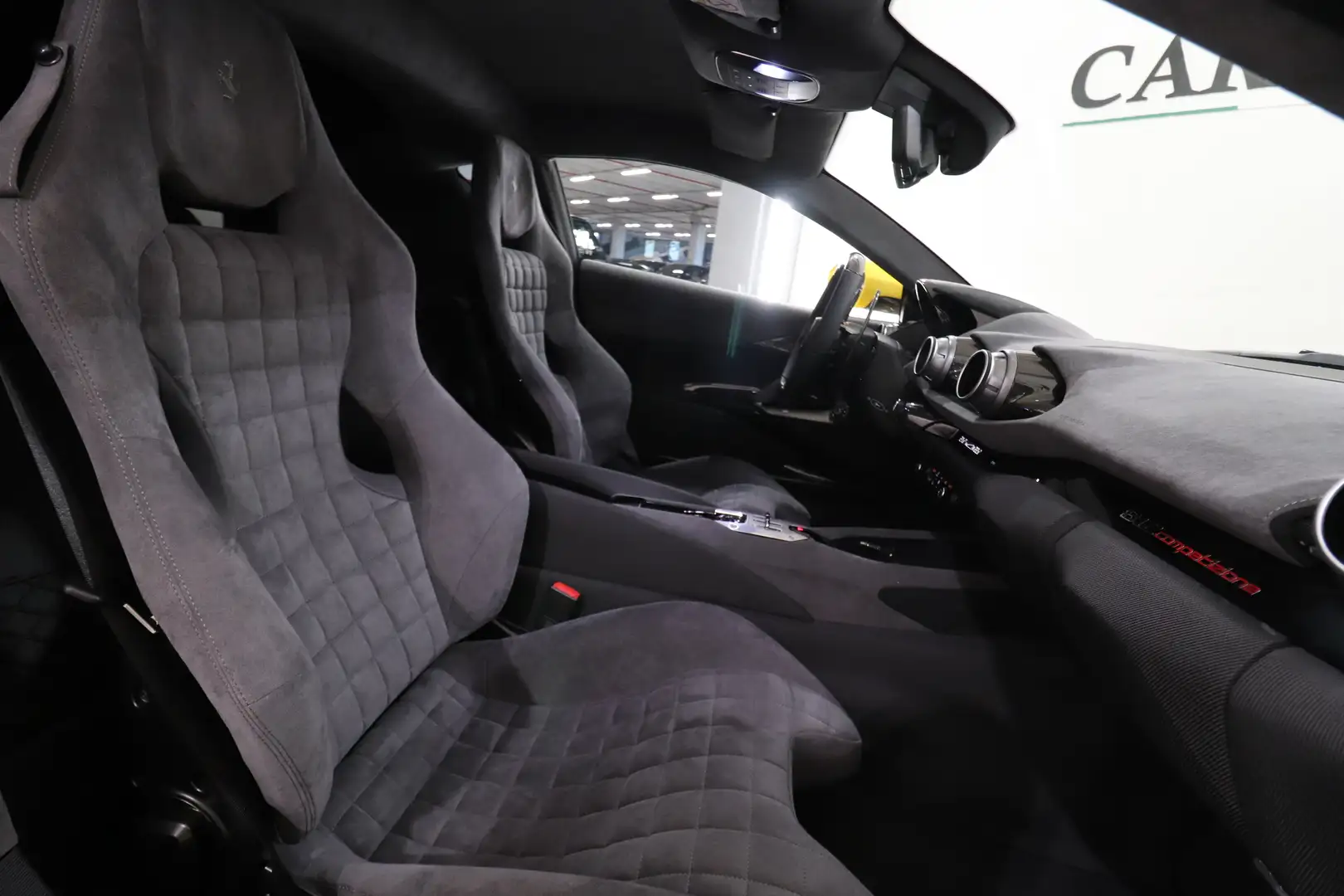2023 Ferrari 812 Competizione, 12/15
