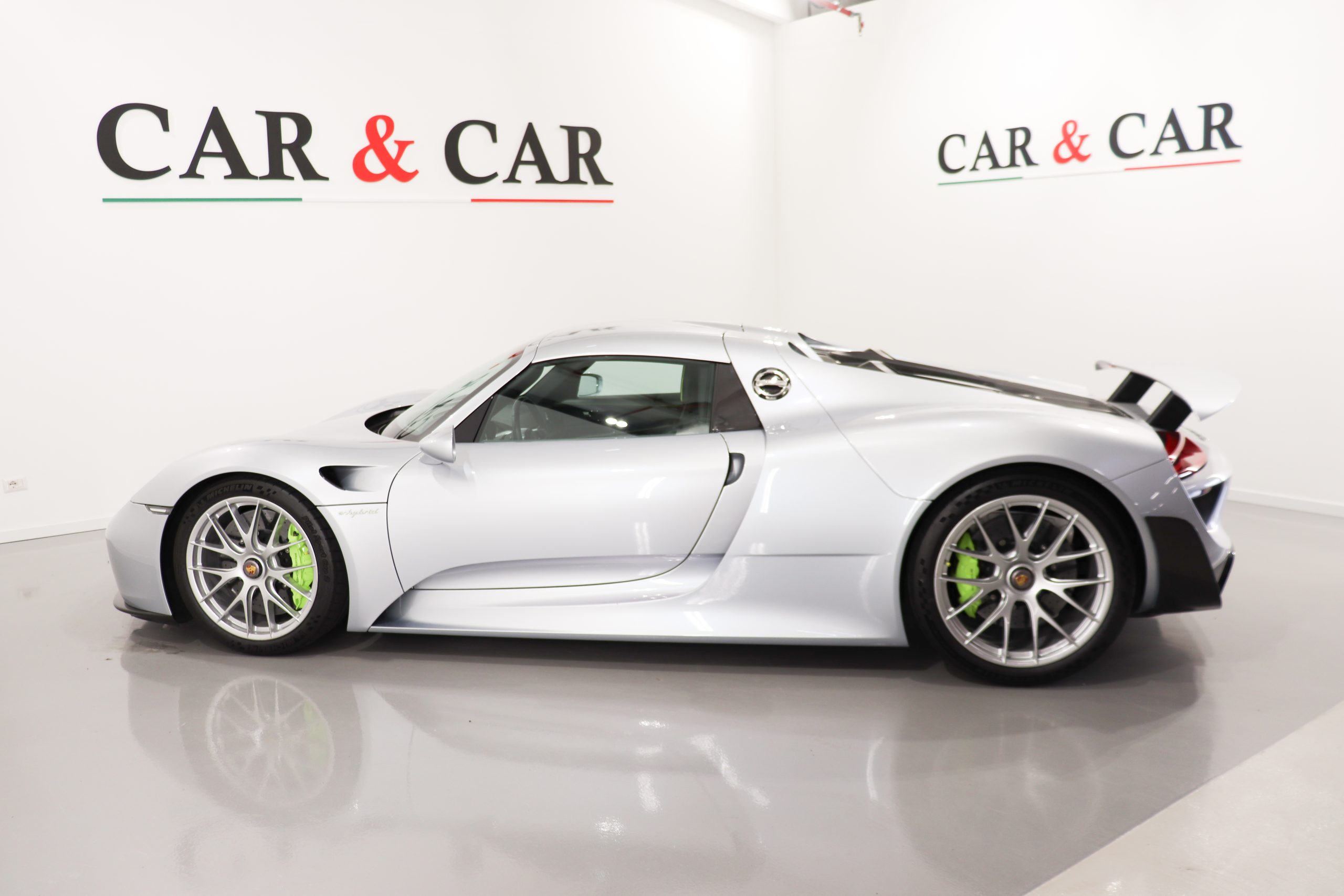 2016 Porsche 918 Spyder Weissach Package, 4/20
