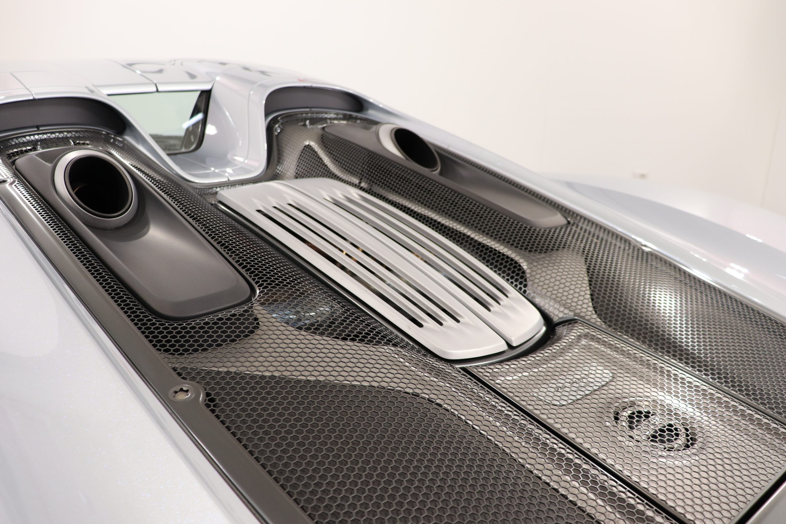 2016 Porsche 918 Spyder Weissach Package, 6/20