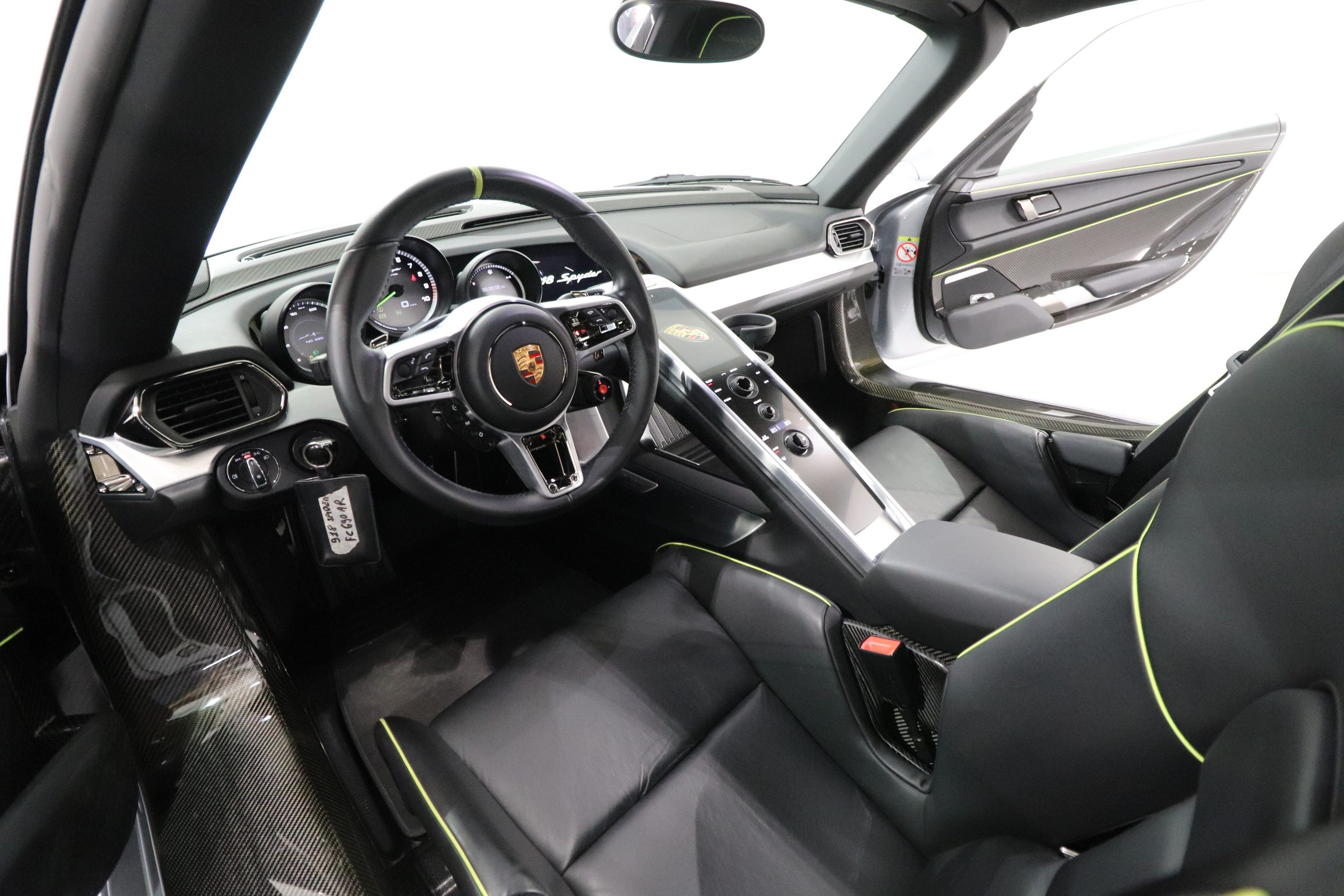2016 Porsche 918 Spyder Weissach Package, 12/20