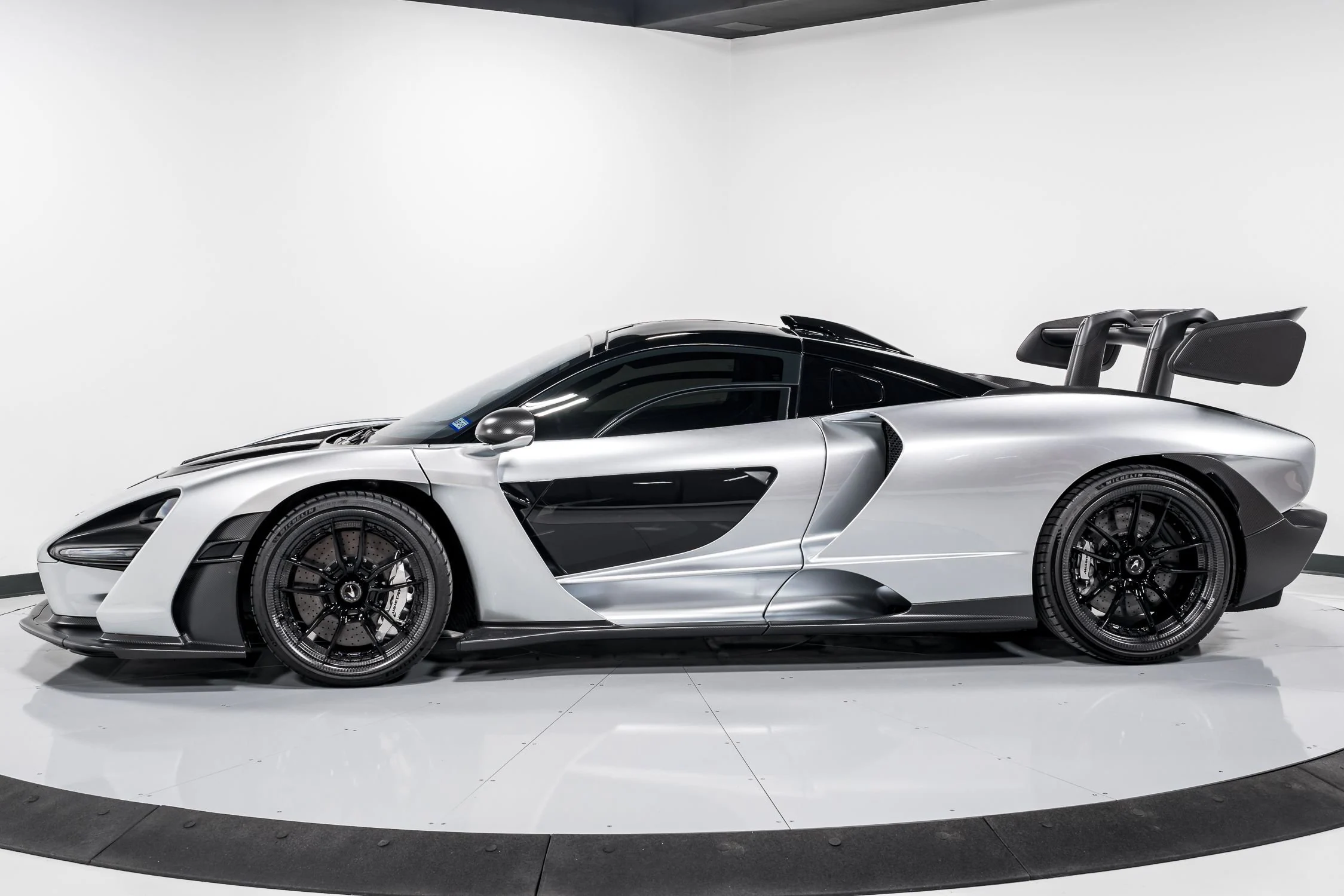 2019 McLaren Senna, 6/20