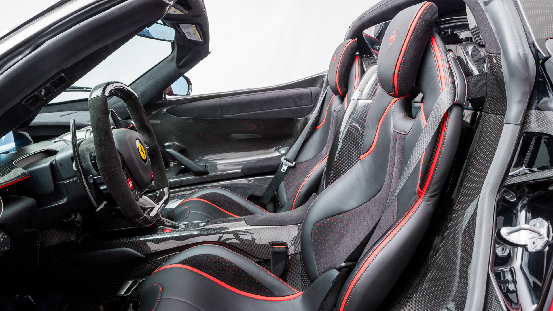 2017 Ferrari LaFerrari Aperta, 17/20