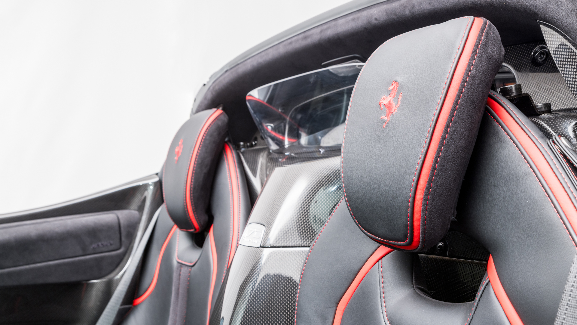 2017 Ferrari LaFerrari Aperta, 18/20