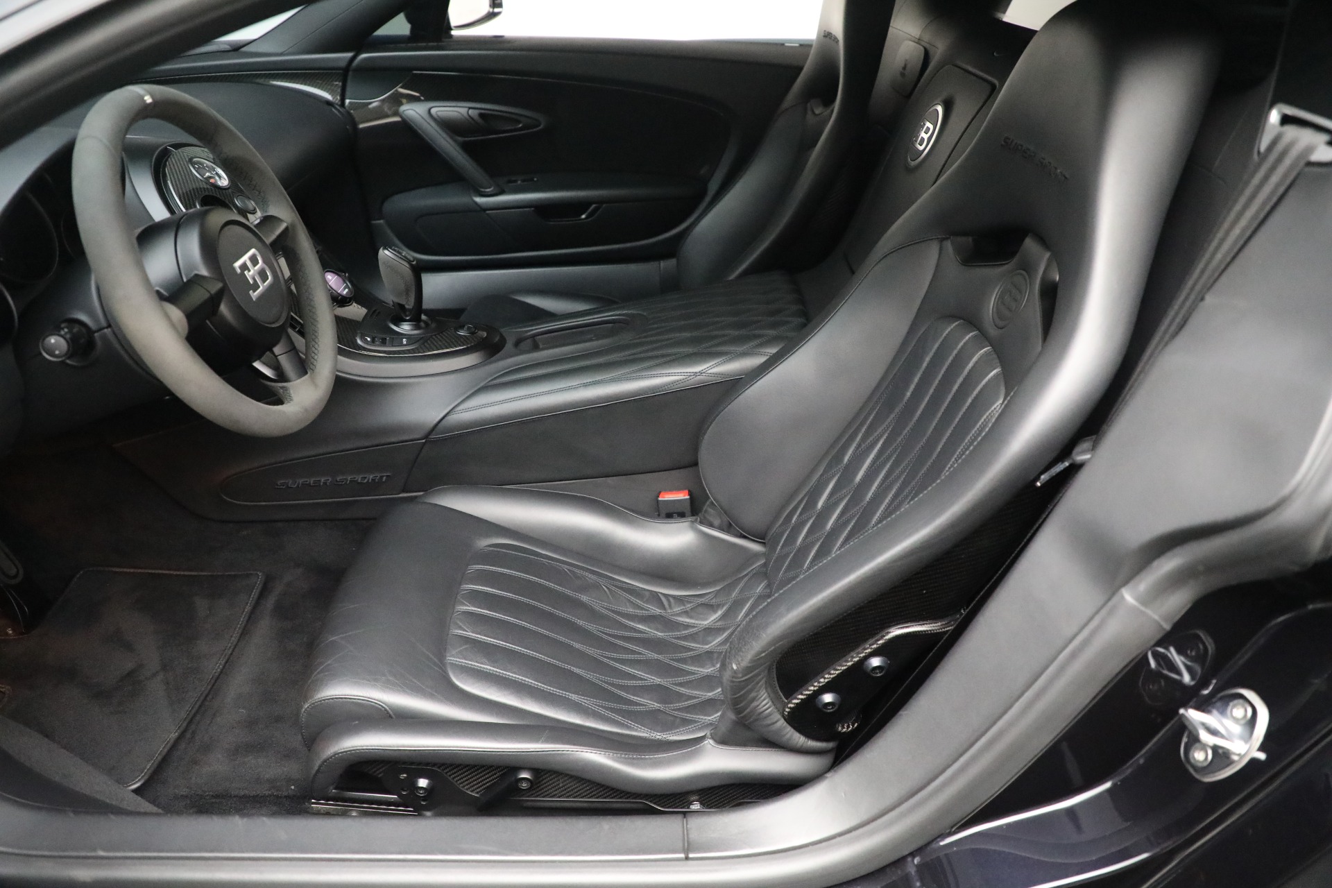 2012 Bugatti Veyron 16.4 Super Sport, 16/20
