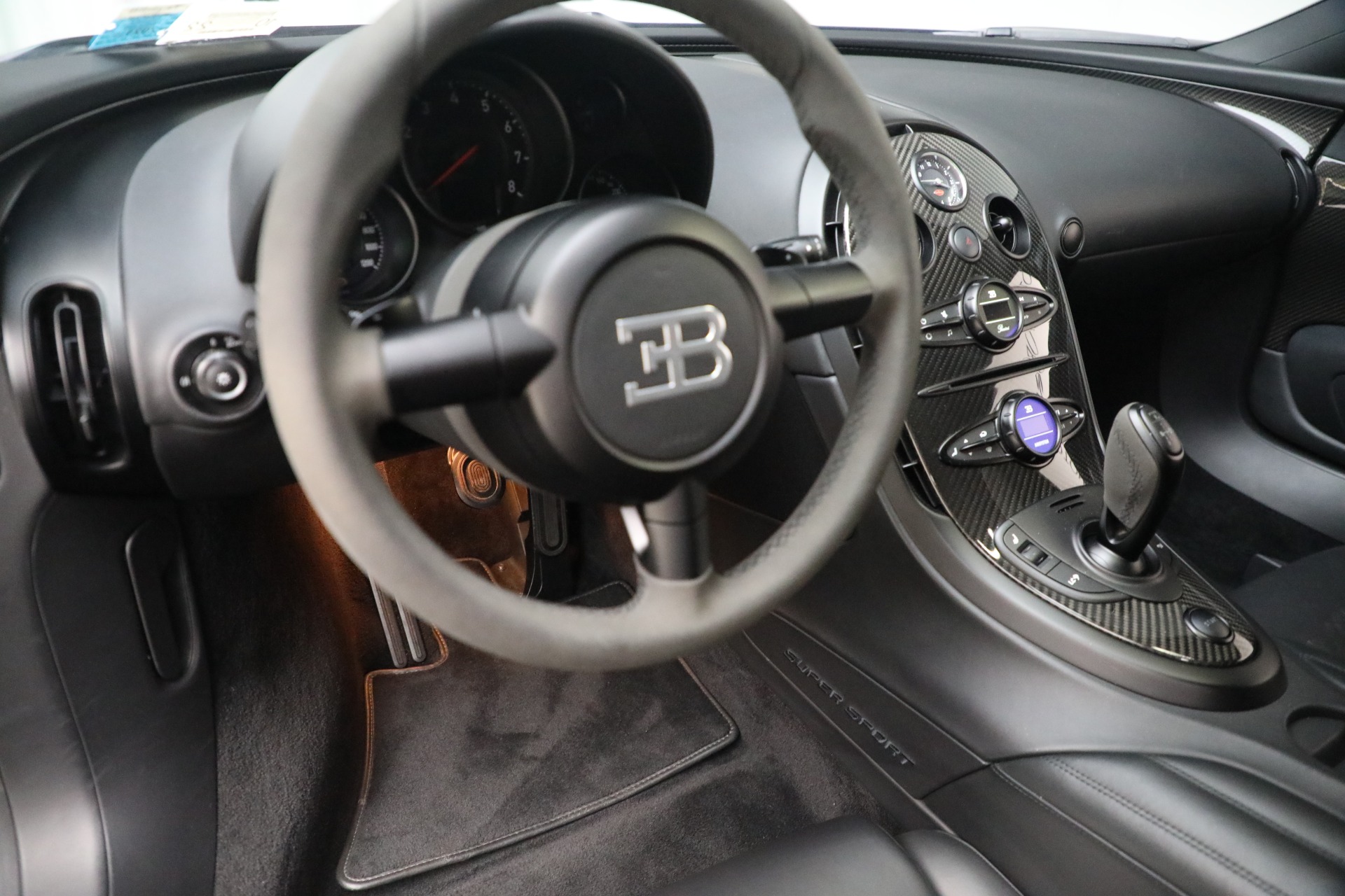 2012 Bugatti Veyron 16.4 Super Sport, 18/20