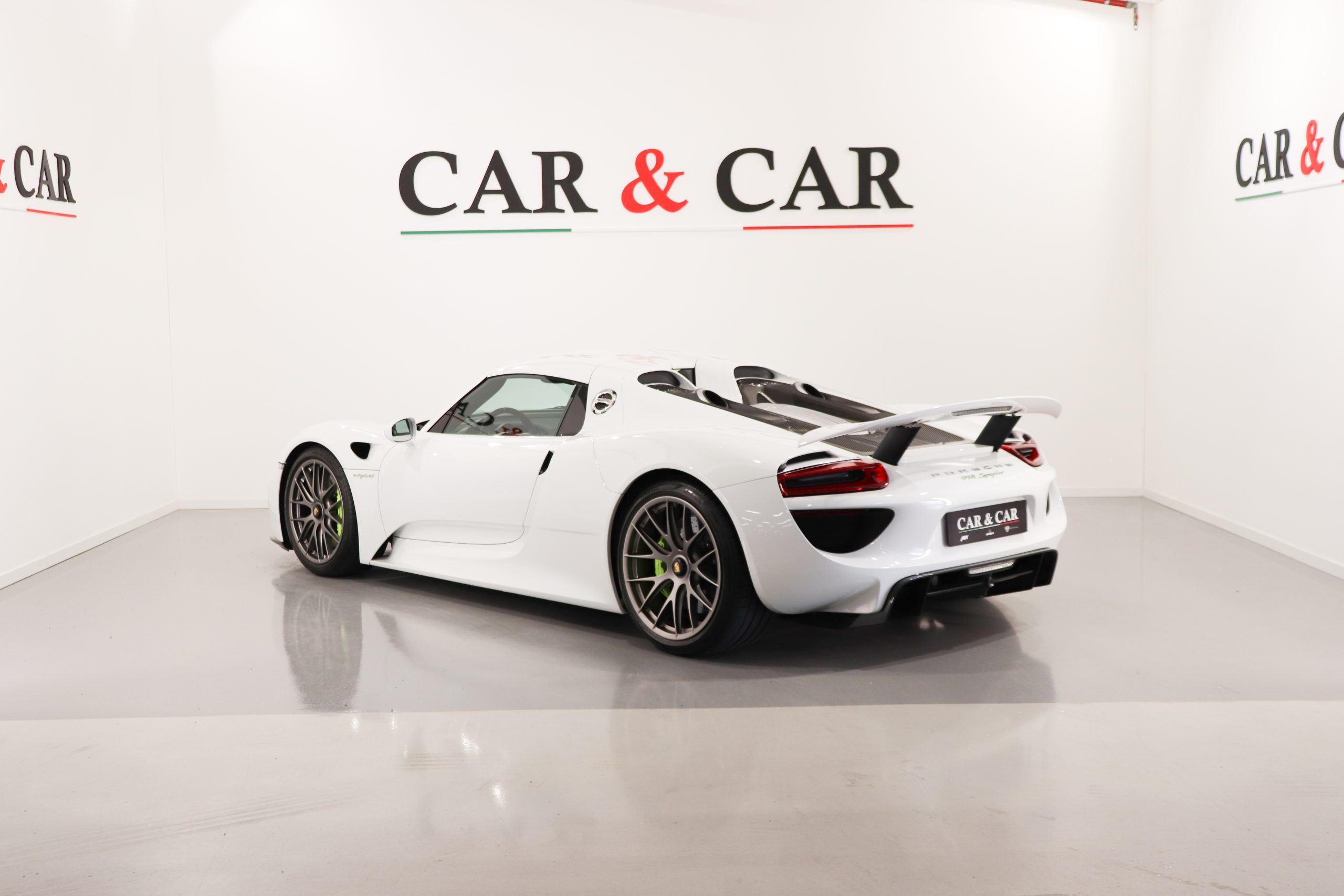 2015 Porsche 918 Spyder, 4/15