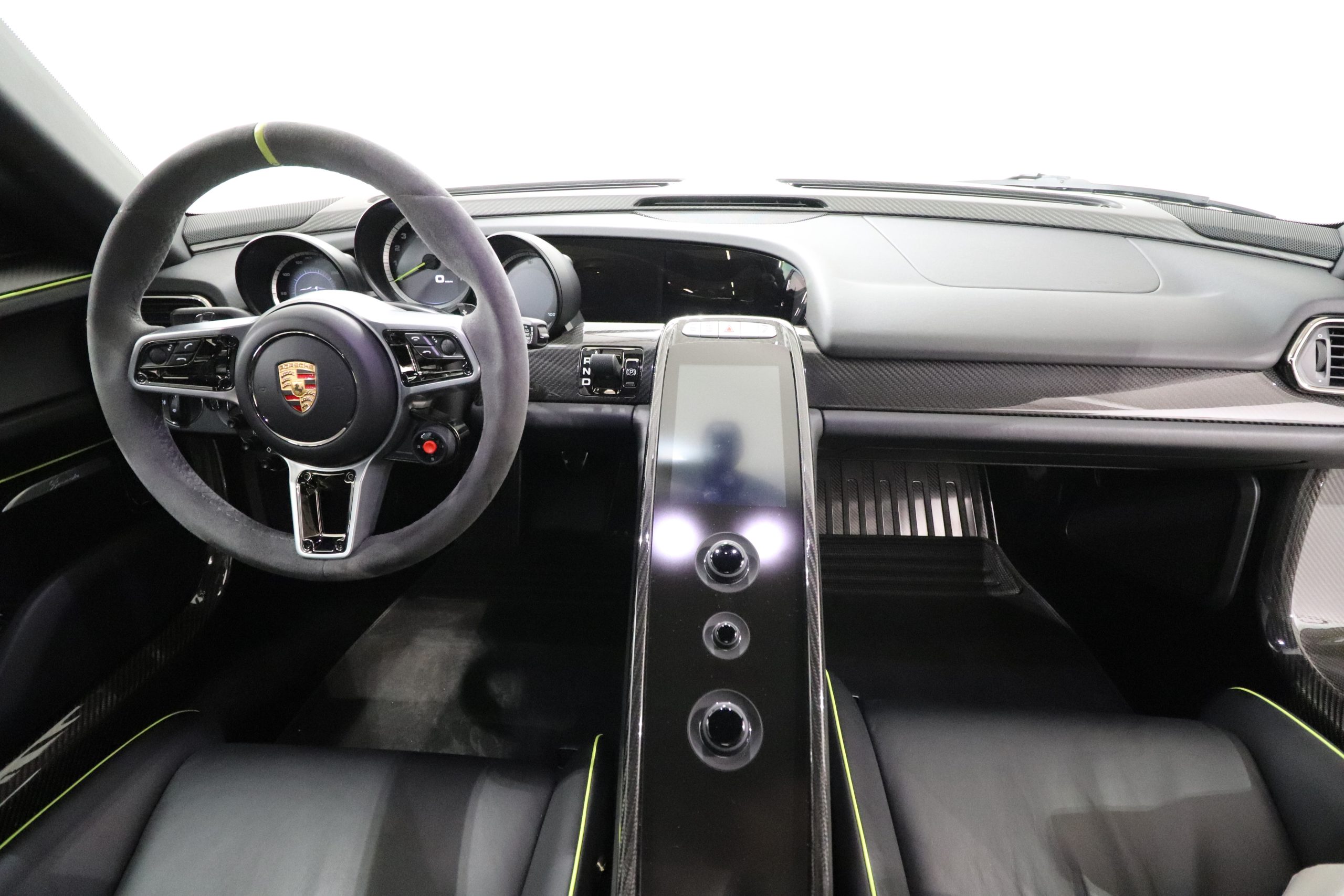 2015 Porsche 918 Spyder, 10/15