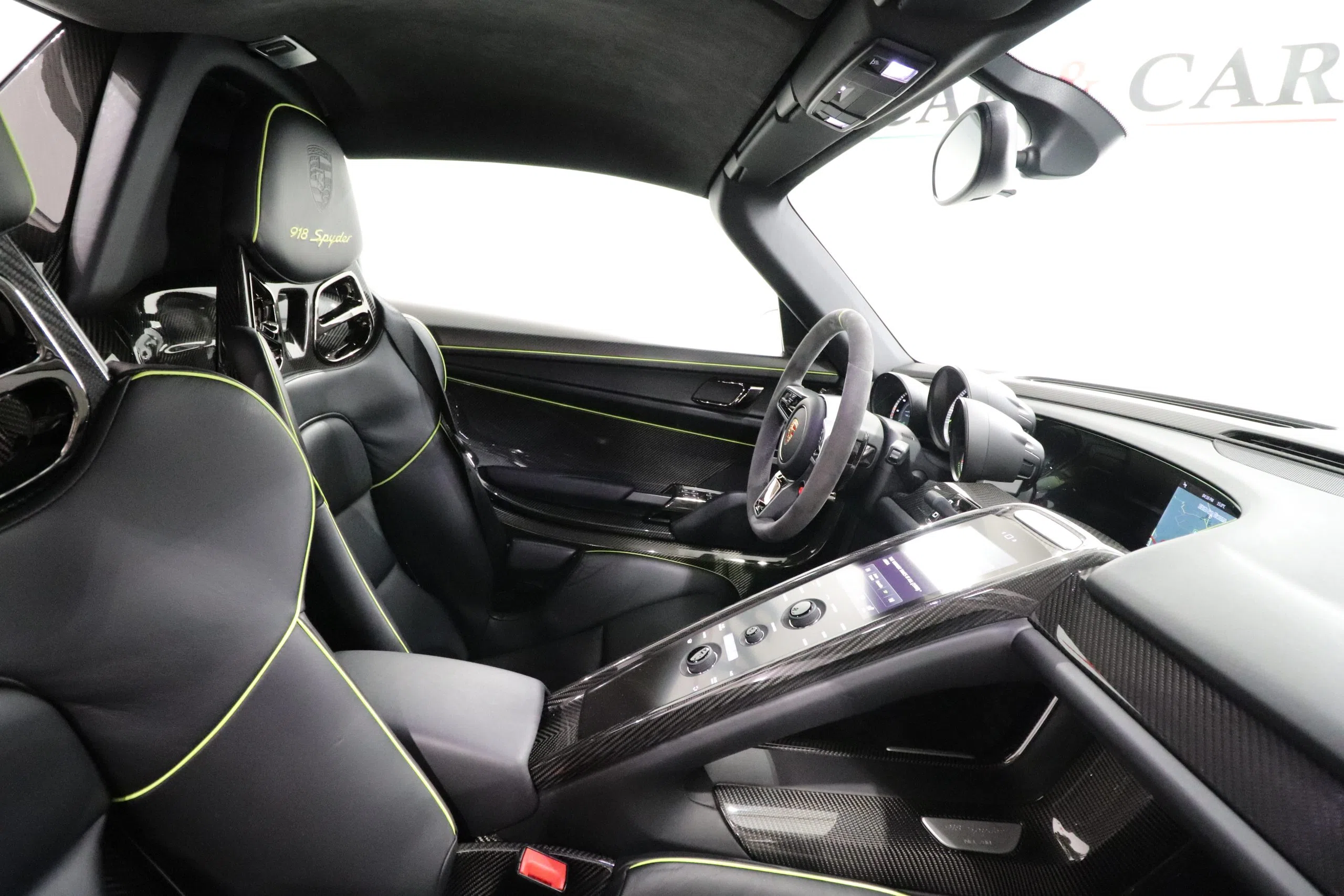 2015 Porsche 918 Spyder interior, Pelle Nera
