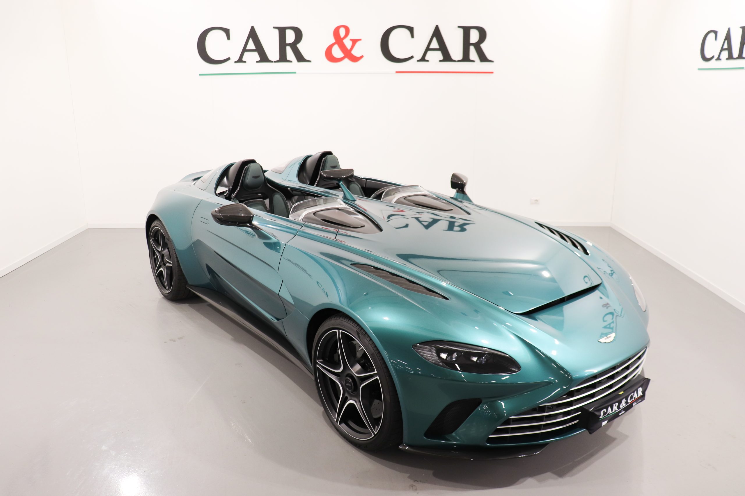 Aston Martin V12 Speedster DBR1 Package, 3/19