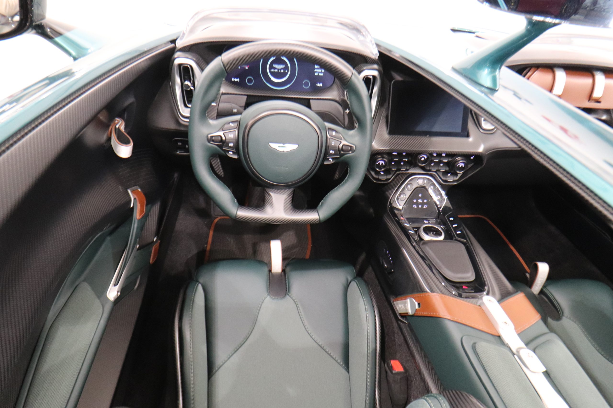 Aston Martin V12 Speedster DBR1 Package, 14/19