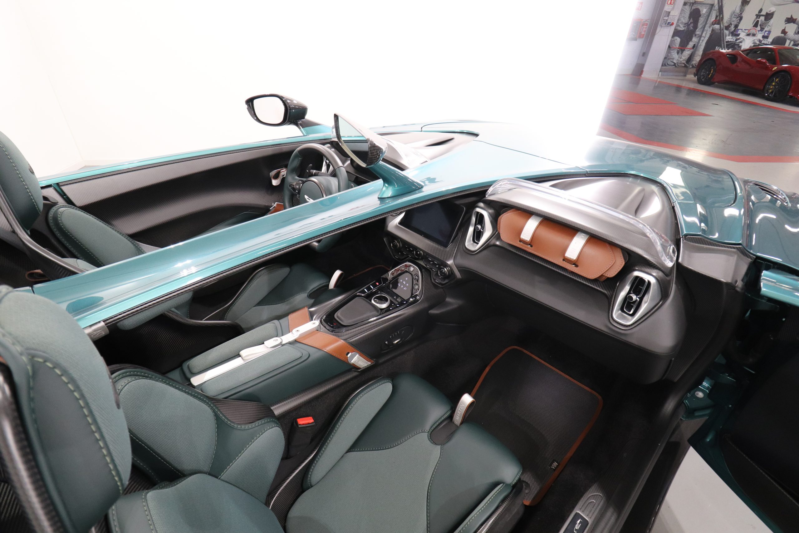 Aston Martin V12 Speedster DBR1 Package, 18/19