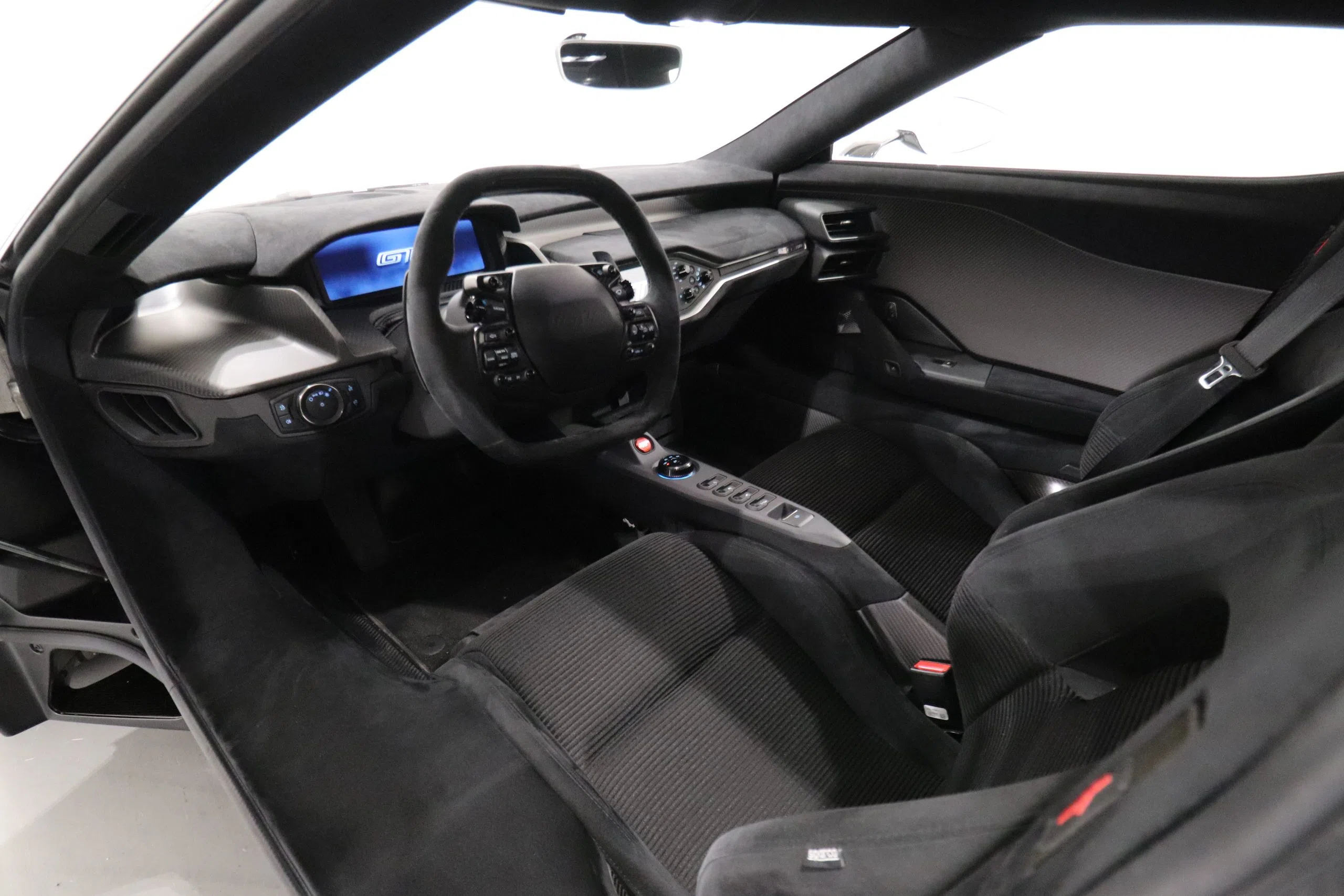 2018 Ford GT interior, dashboard, Alcantara