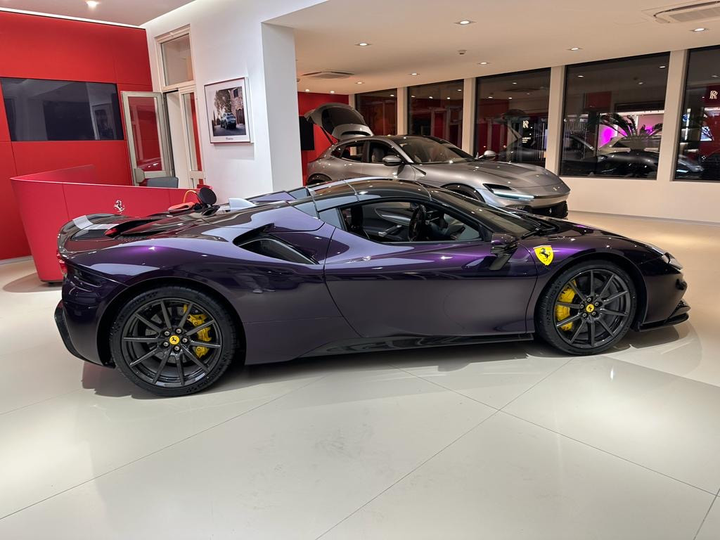 2023 Ferrari SF90 Assetto Fiorano, 3/4