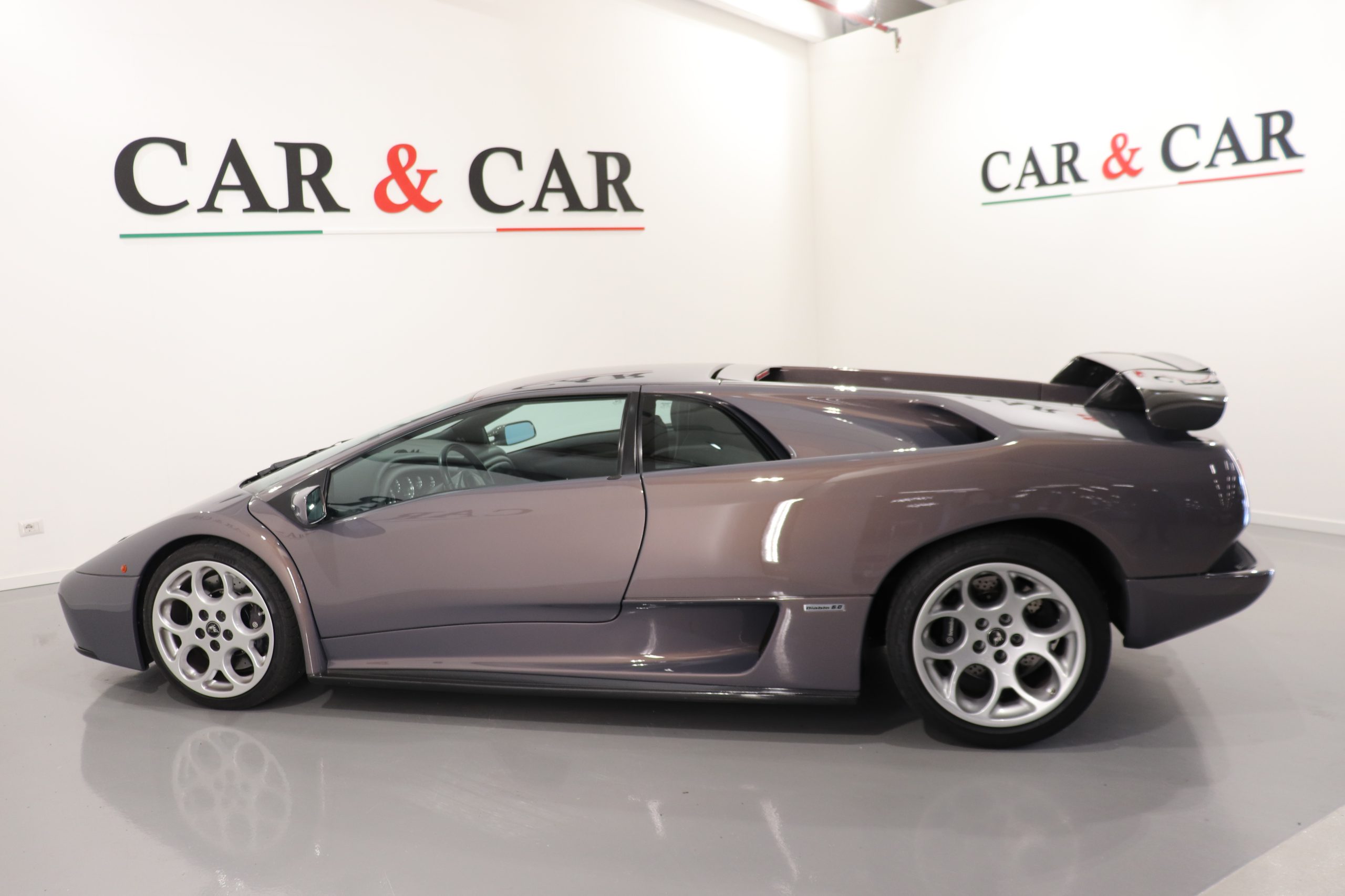 2000 Lamborghini Diablo 6.0 VT, 3/18