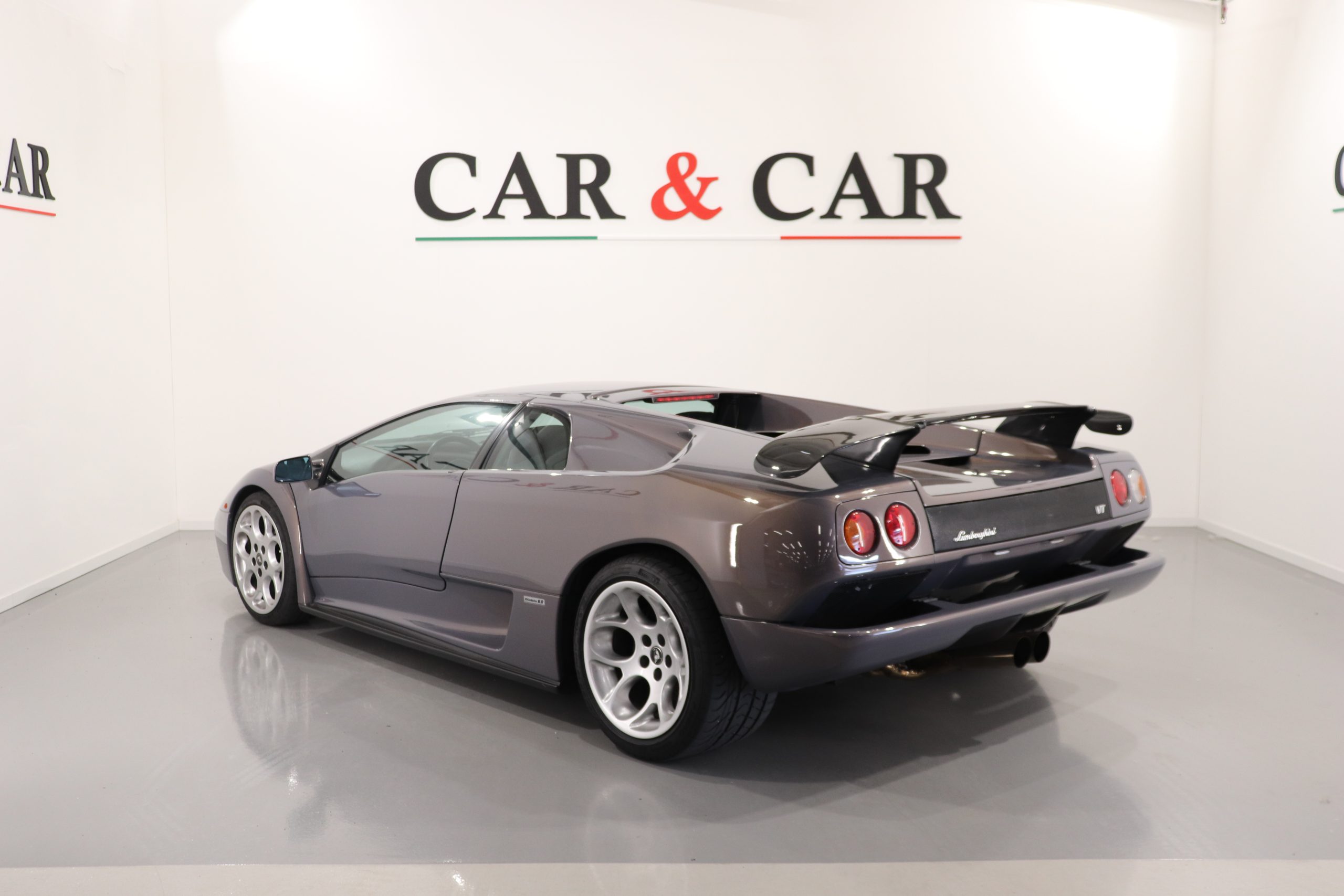 2000 Lamborghini Diablo 6.0 VT, 5/18
