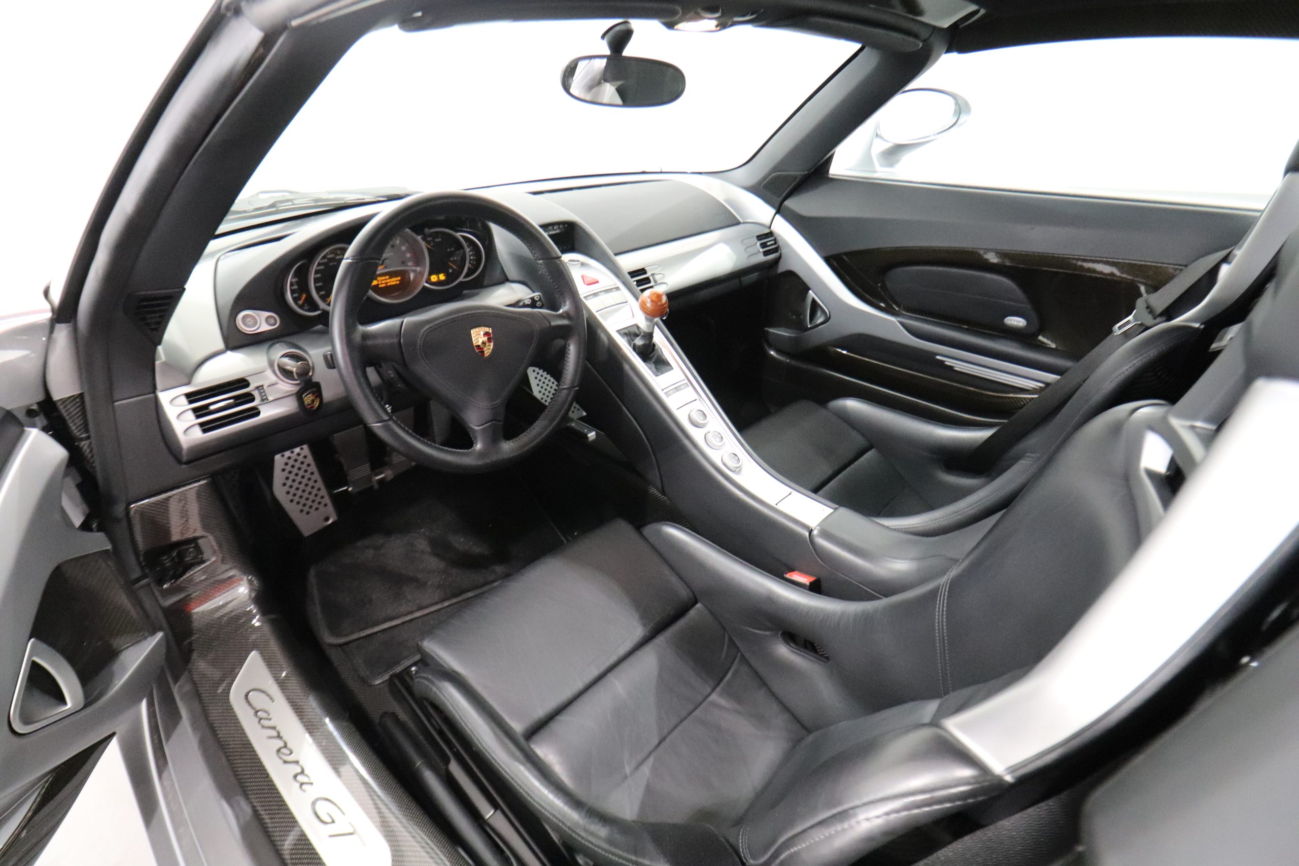 2005 Porsche Carrera GT, 10/16