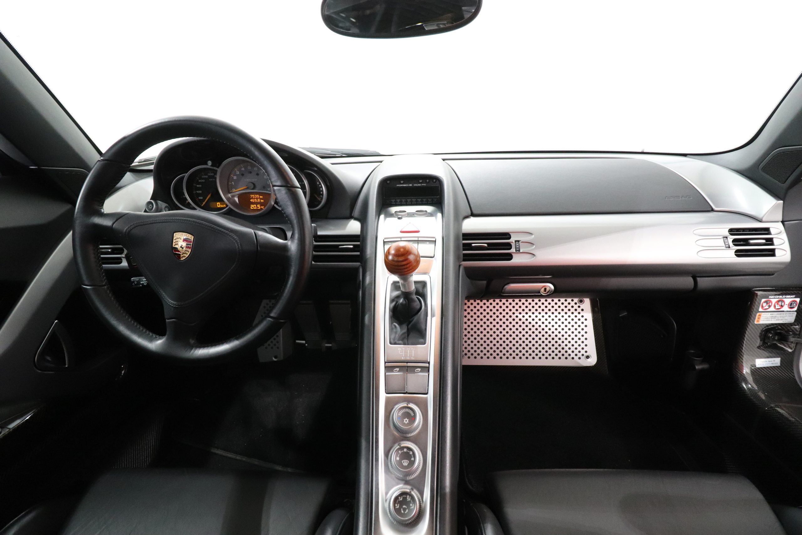2005 Porsche Carrera GT, 12/16