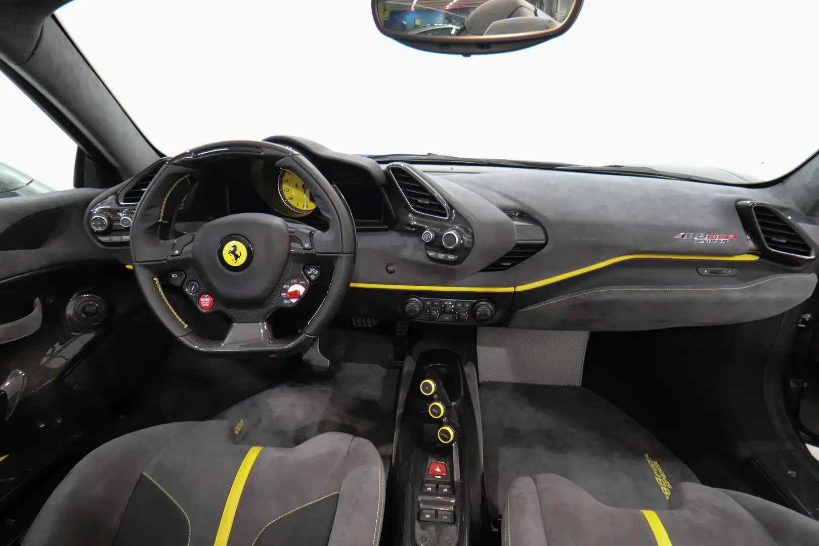2020 Ferrari 488 Pista Spider, 11/14