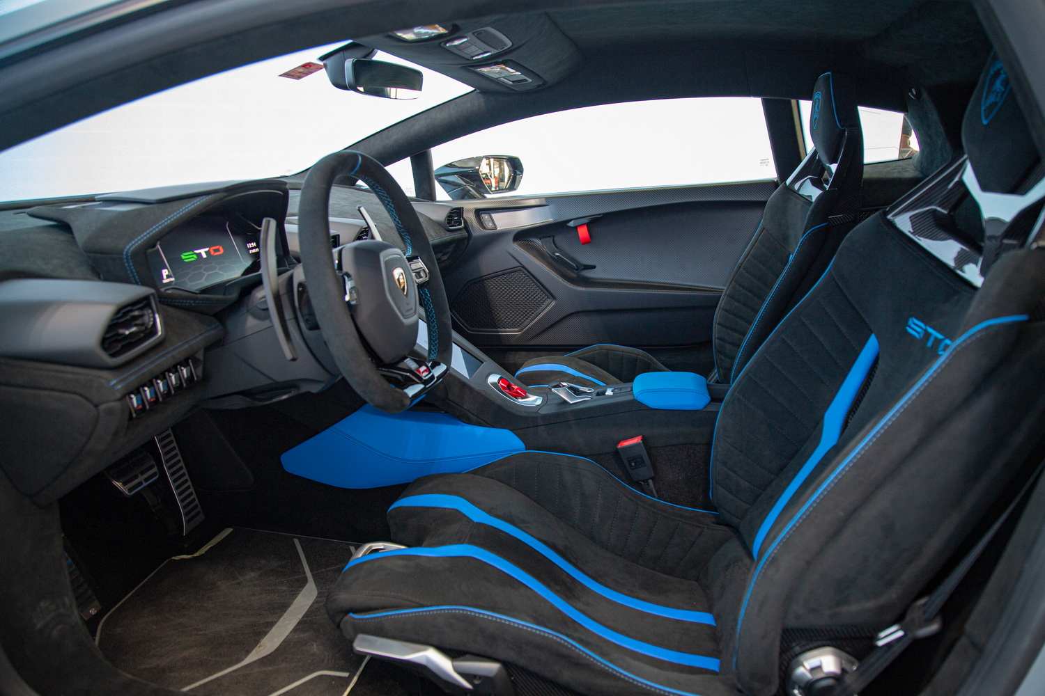2022 Lamborghini Huracán STO, 11/15