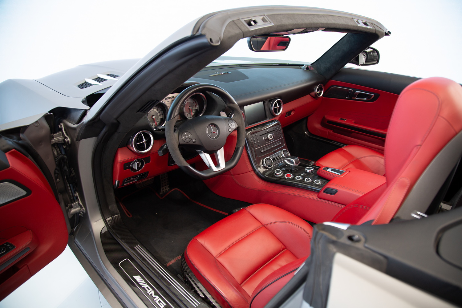 2013 Mercedes-Benz SLS AMG Roadster, 6/20