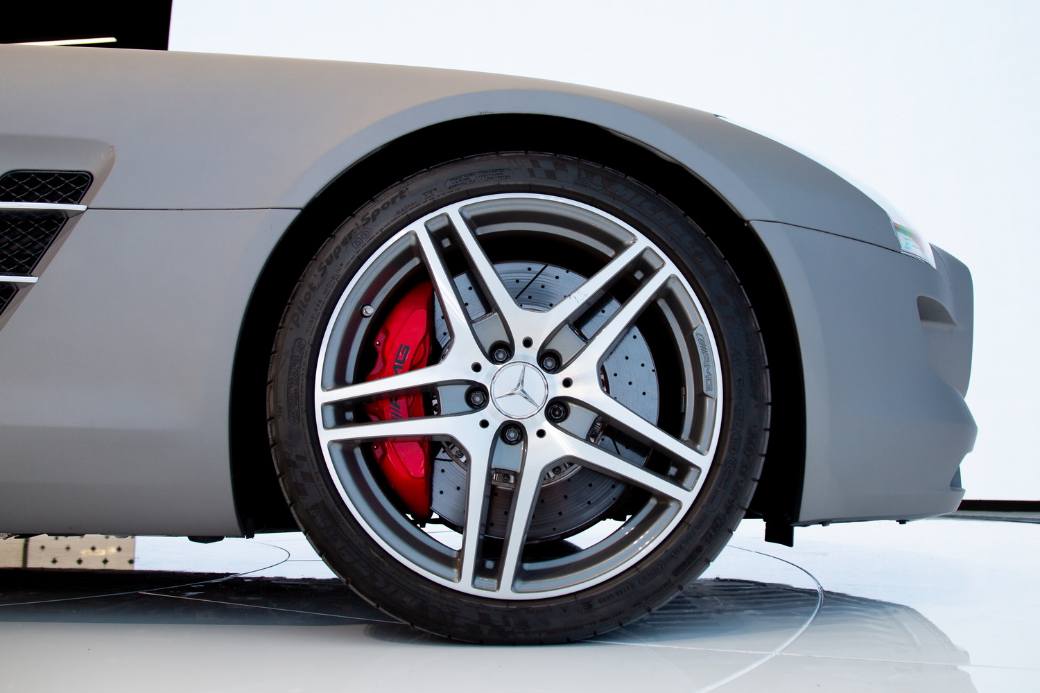 2013 Mercedes-Benz SLS AMG Roadster, 20/20