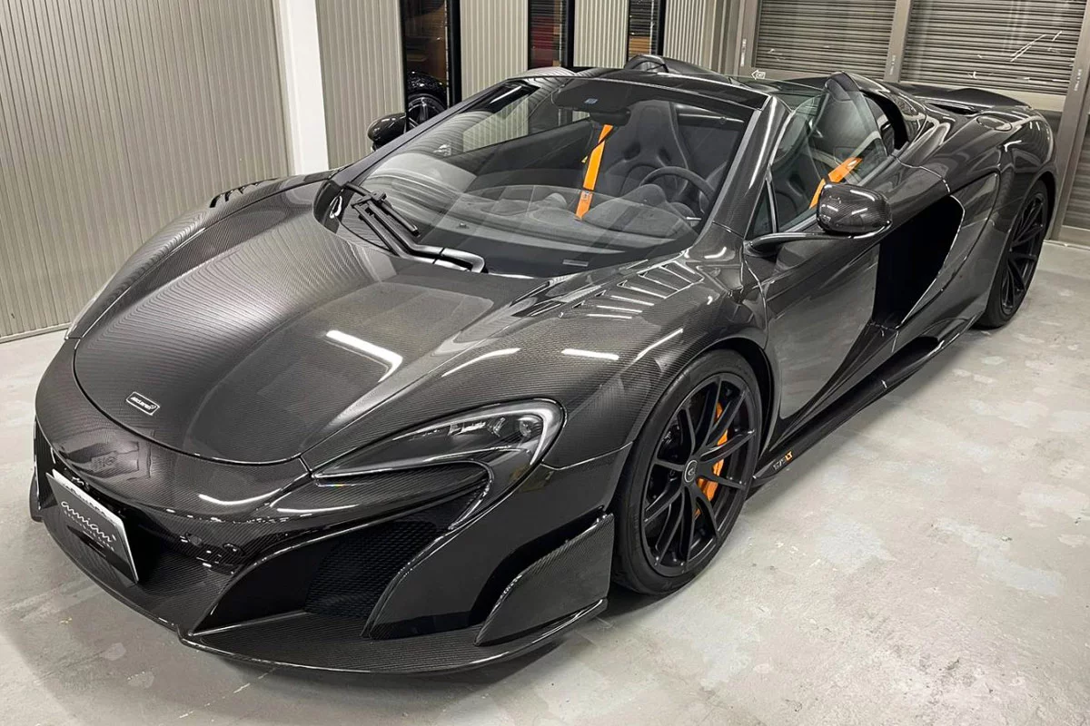 2016 McLaren 675 LT Spider - MSO Carbon Series, 2/15