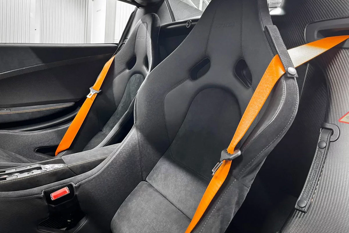 2016 McLaren 675 LT Spider - MSO Carbon Series, 7/15