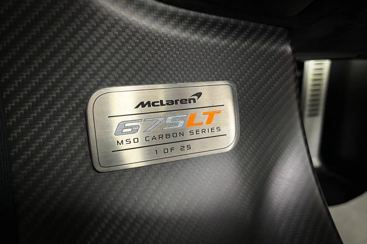 2016 McLaren 675 LT Spider - MSO Carbon Series, 10/15