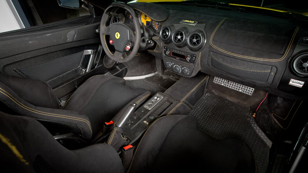 2009 Ferrari Scuderia Spider 16M, 13/32
