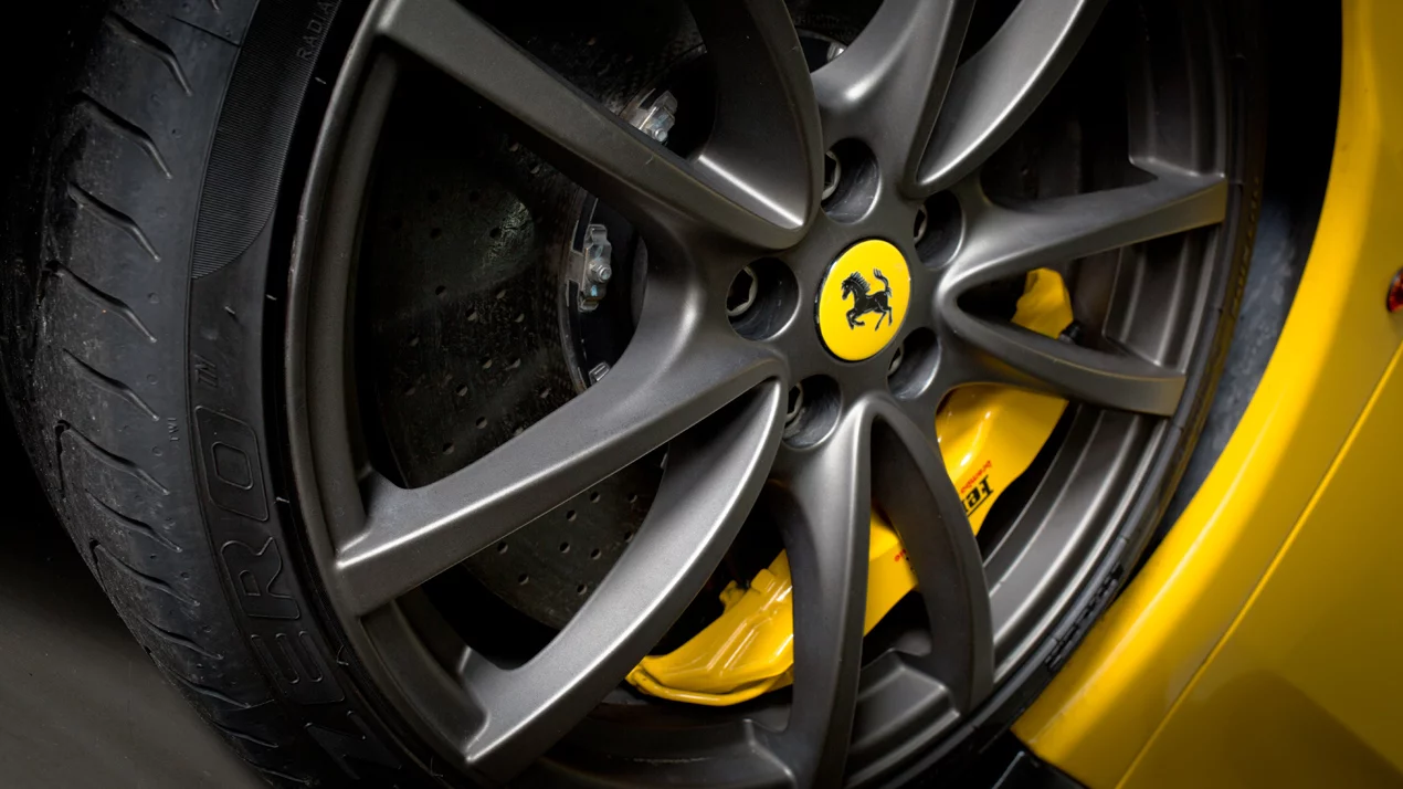 2009 Ferrari Scuderia Spider 16M, 16/32