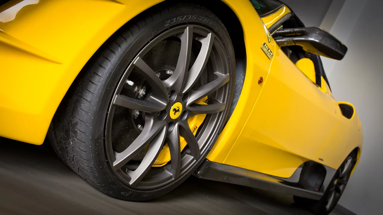 2009 Ferrari Scuderia Spider 16M, 17/32