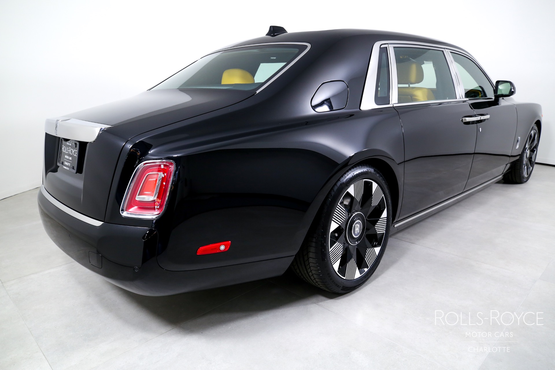 2024 ROLLS-ROYCE PHANTOM EWB, 3/20