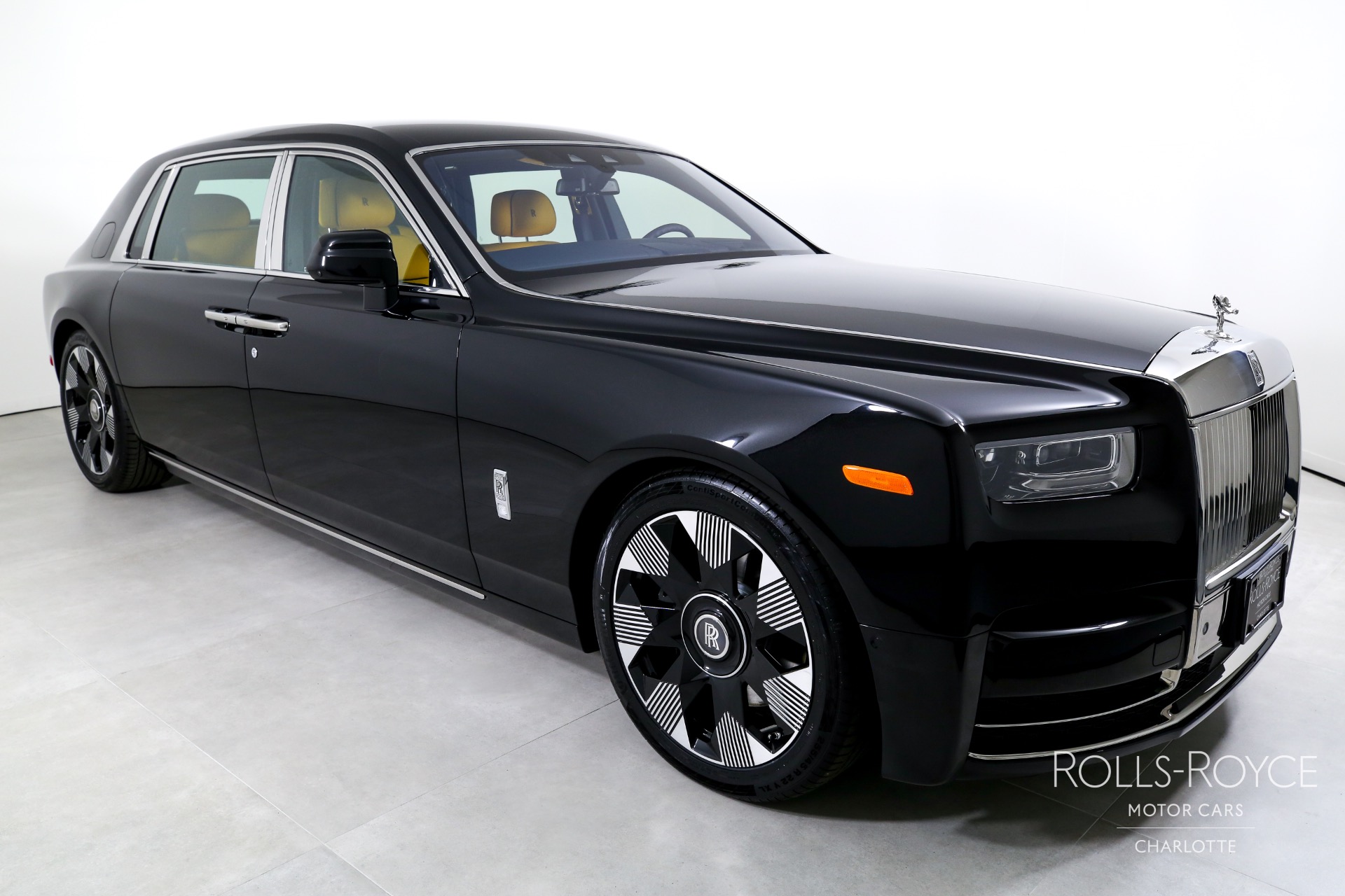 2024 ROLLS-ROYCE PHANTOM EWB, 6/20