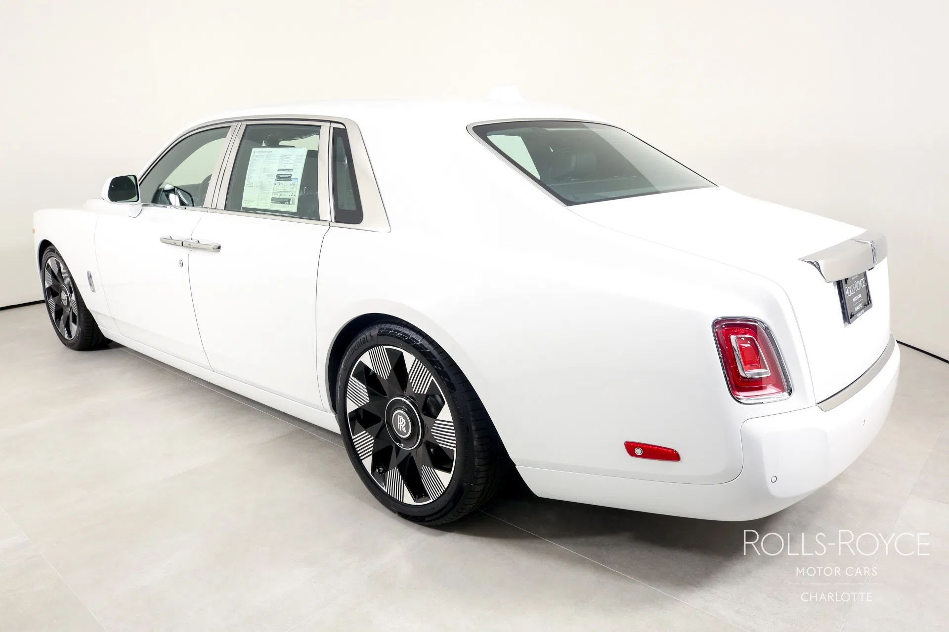 2023 Rolls-Royce Phantom for sale, exterior, Arctic White