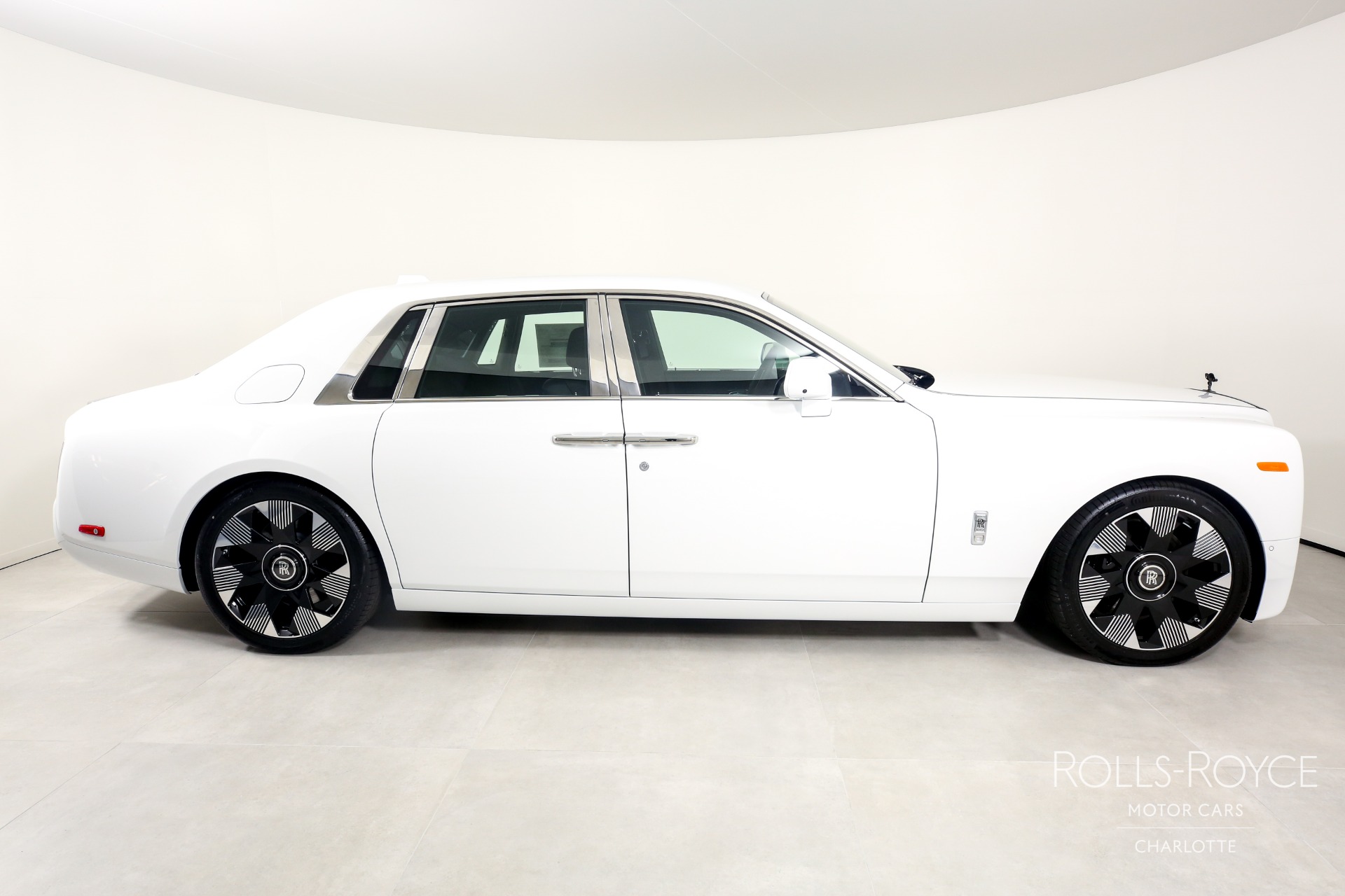 2023 ROLLS-ROYCE PHANTOM, 10/20