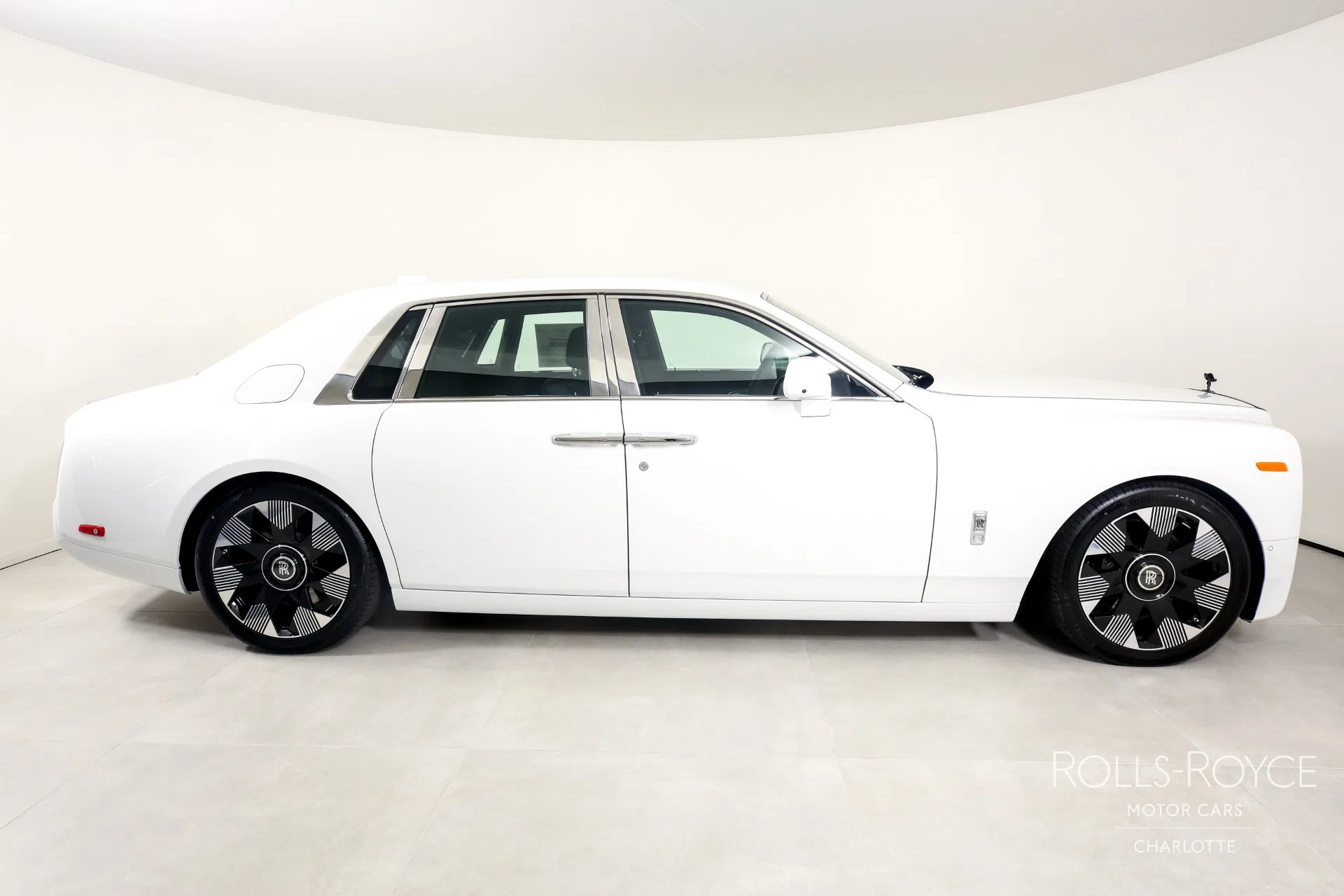 2023 Rolls-Royce Phantom for sale, exterior, Arctic White