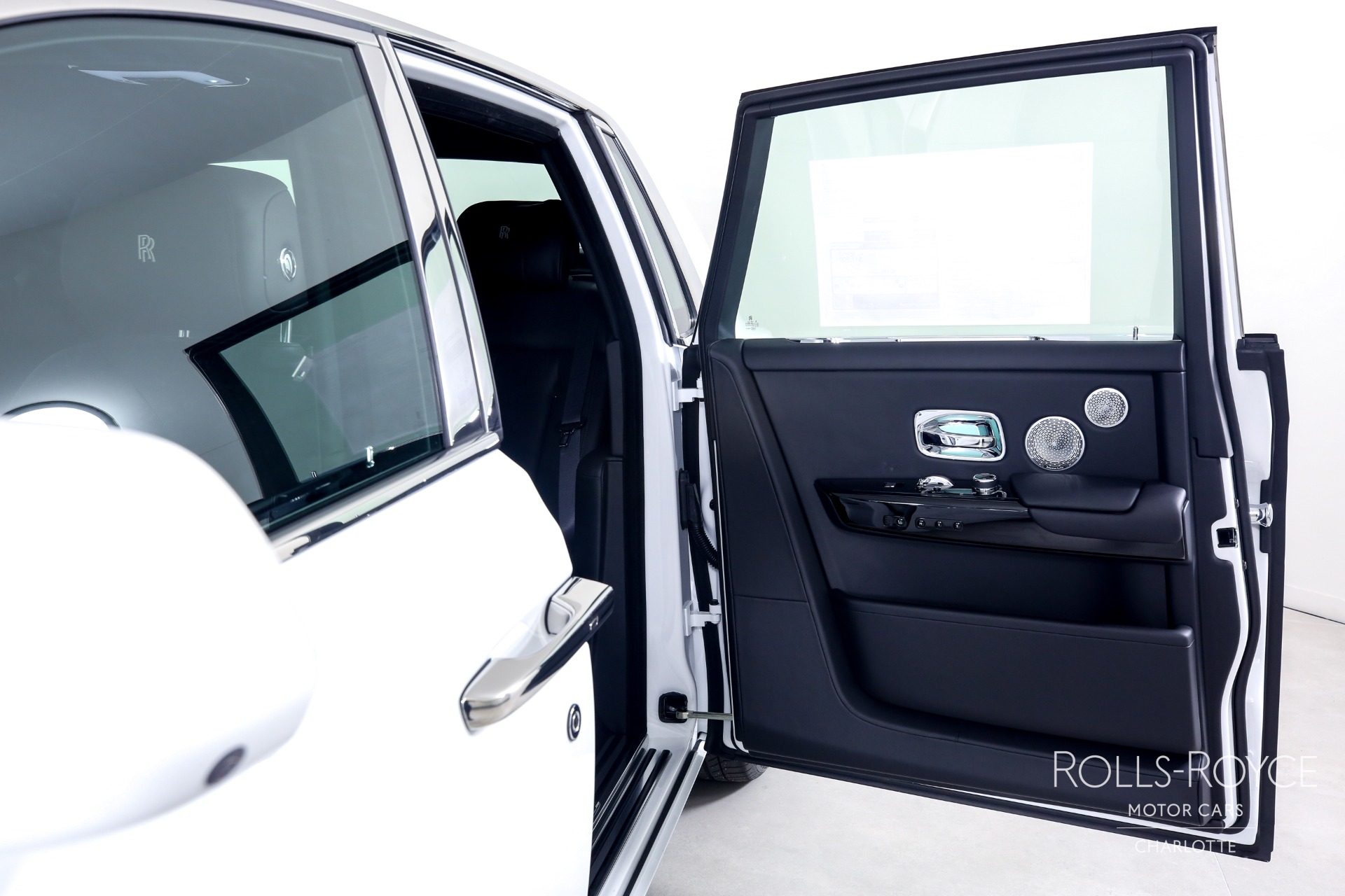 2023 ROLLS-ROYCE PHANTOM, 18/20