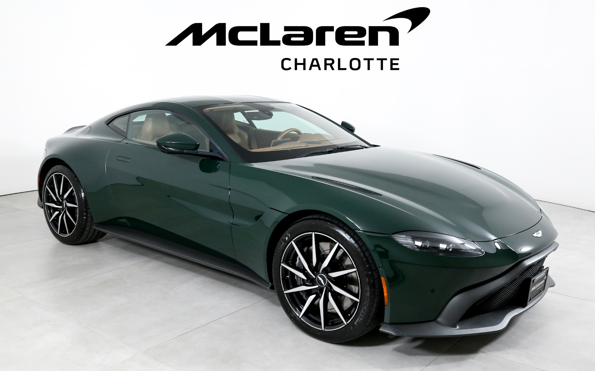 2020 Aston Martin Vantage, 3/20
