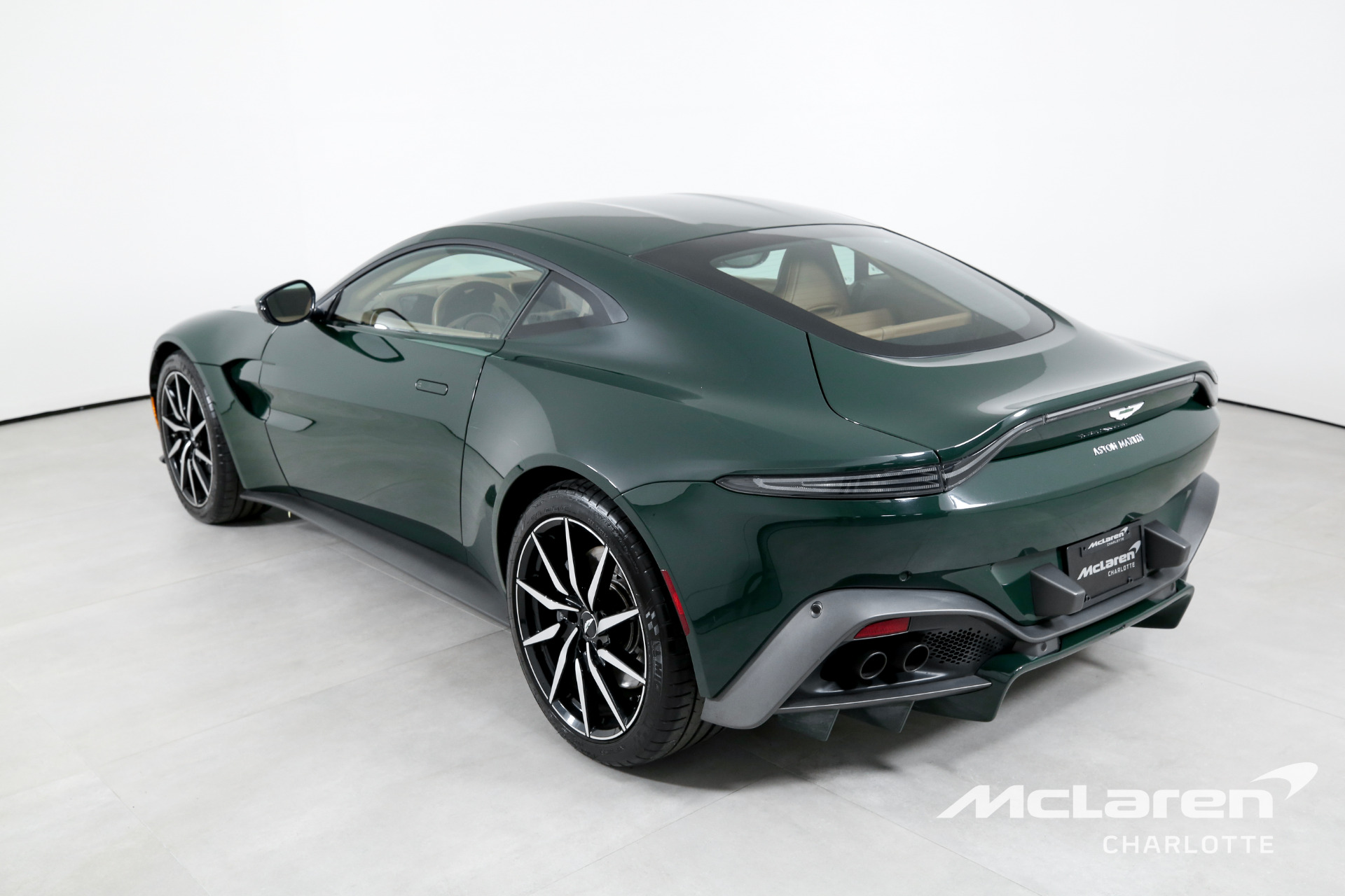 2020 Aston Martin Vantage, 6/20