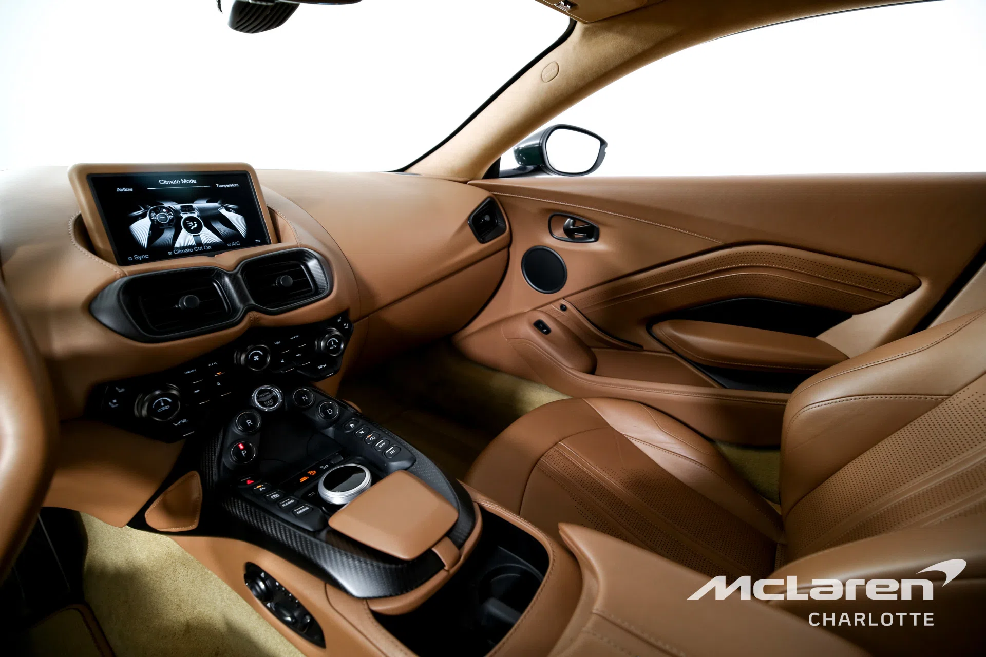 2020 Aston Martin Vantage interior