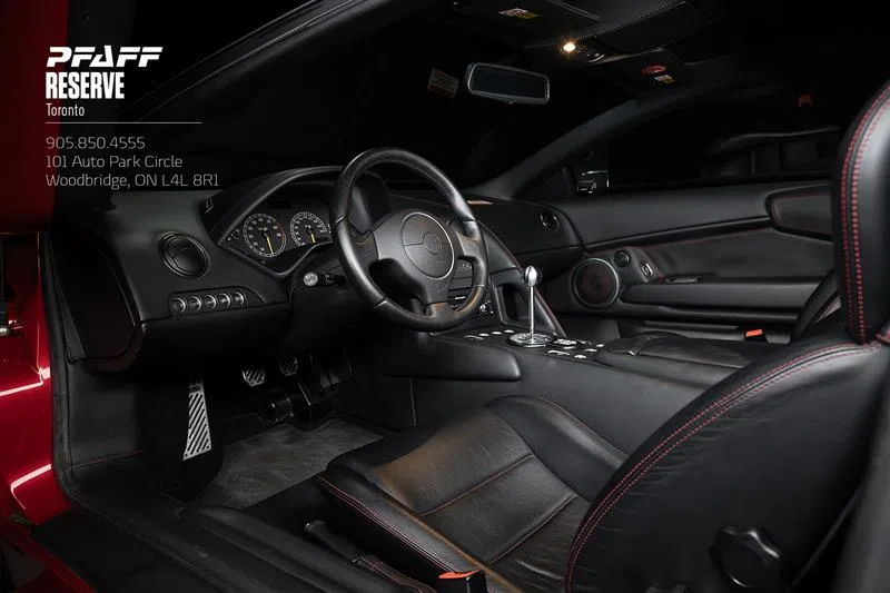 2003 Lamborghini Murciélago interior, dashboard