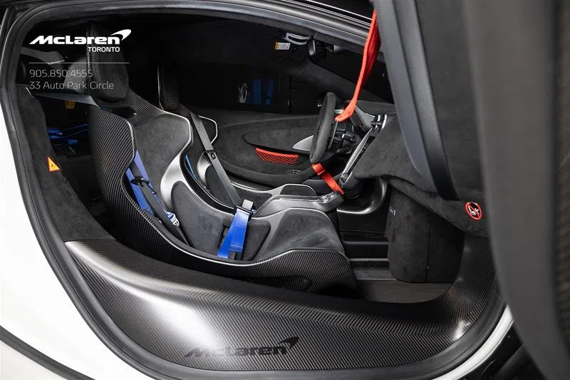 2020 McLaren 620R interior
