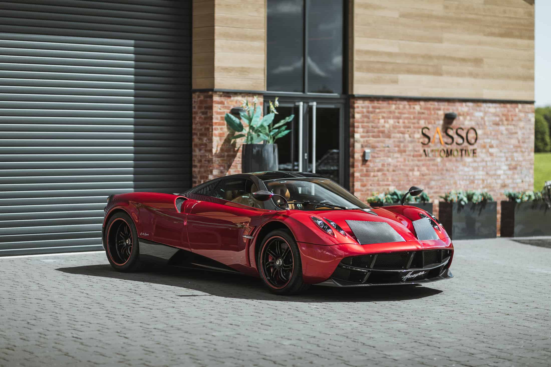 2015 Pagani Huayra, 18/20