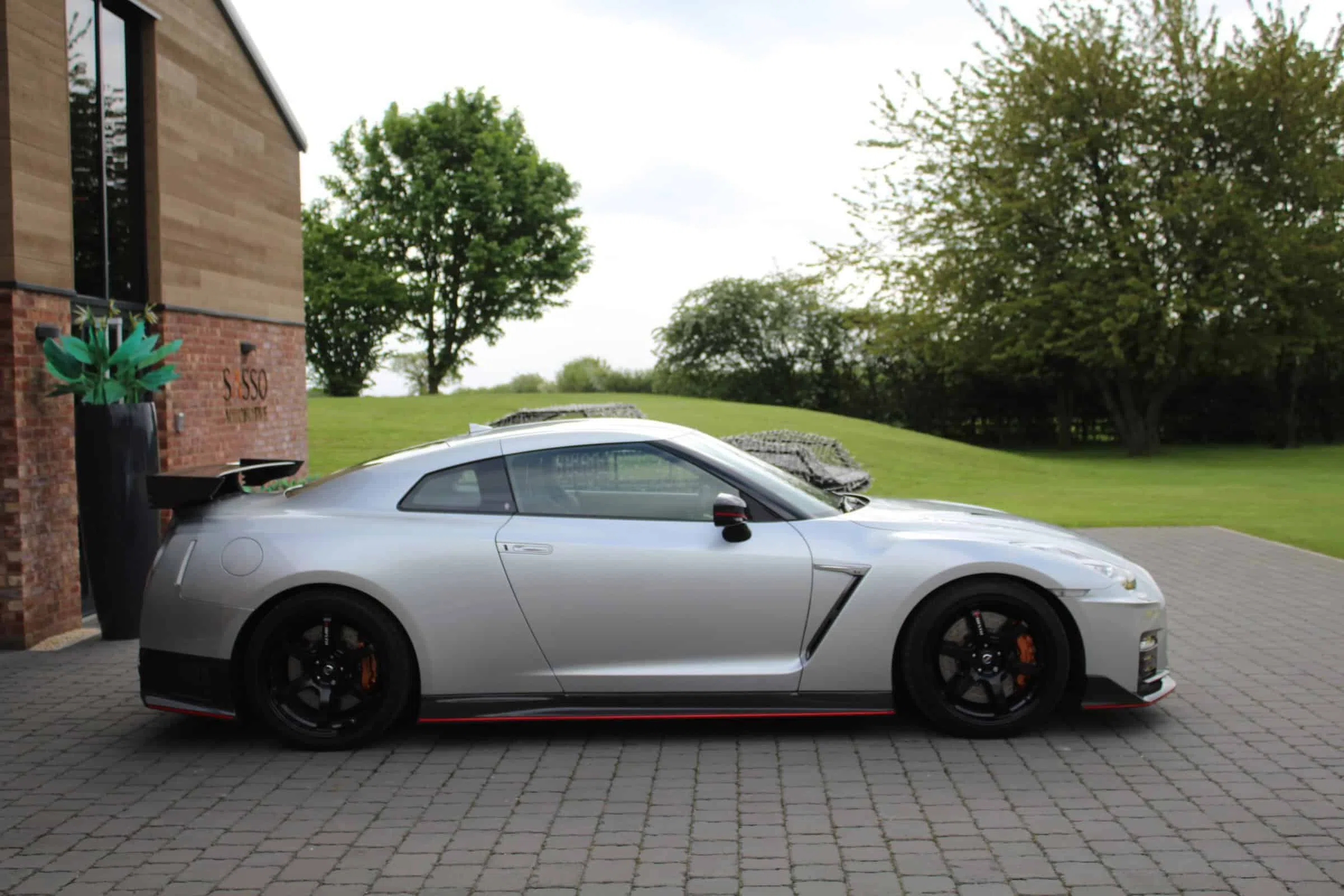 2019 Nissan GT-R R35 Nismo, exterior, Silver