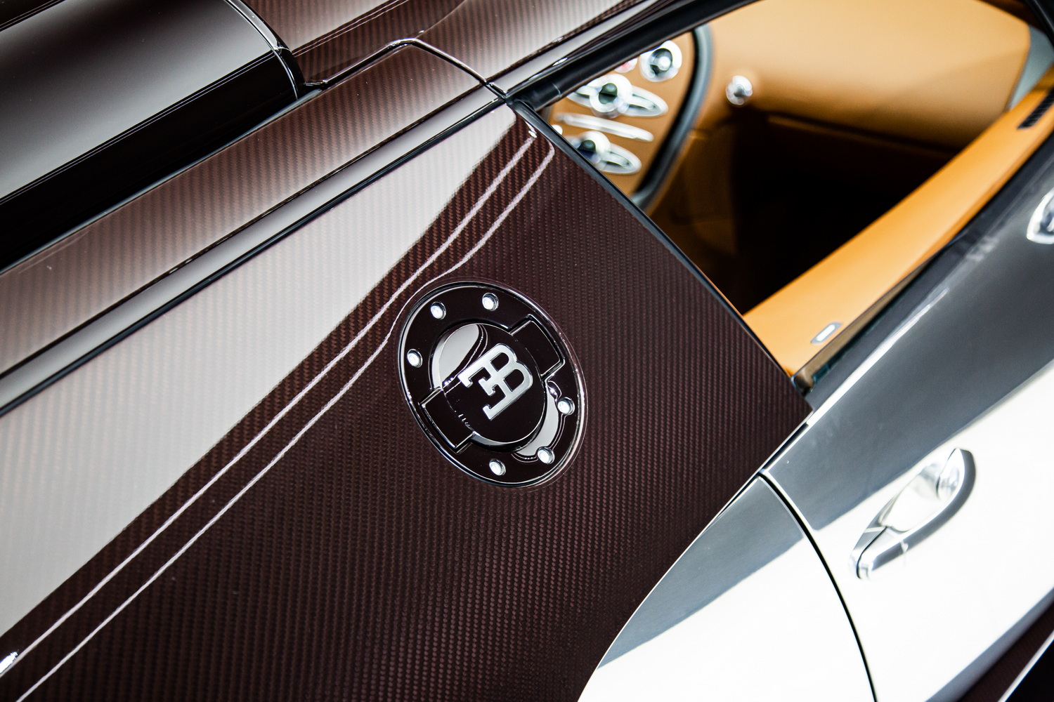 2012 Bugatti Veyron 16.4 Grand Sport, 17/18