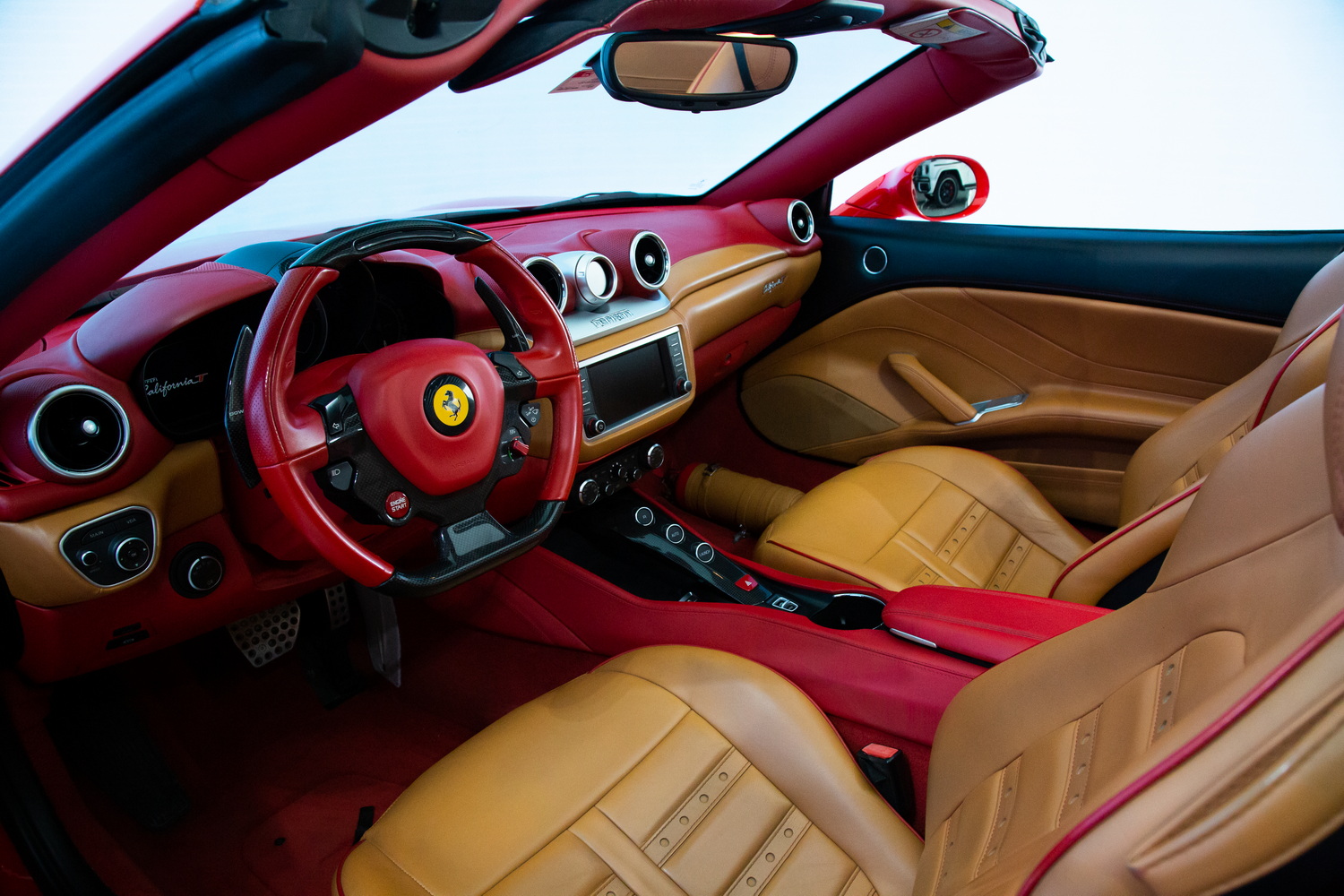 2015 Ferrari California T, 6/17