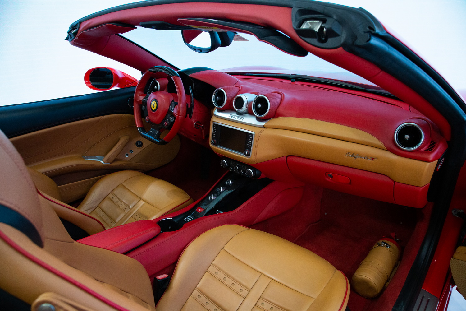 2015 Ferrari California T, 10/17