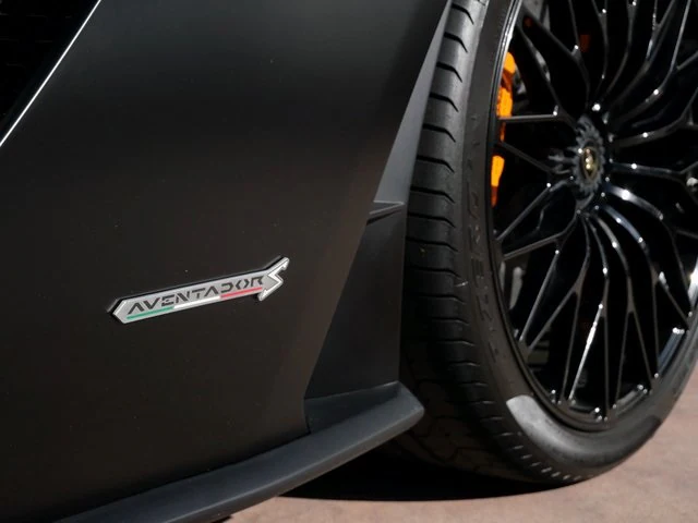 2019 Lamborghini Aventador S Roadster, 13/20